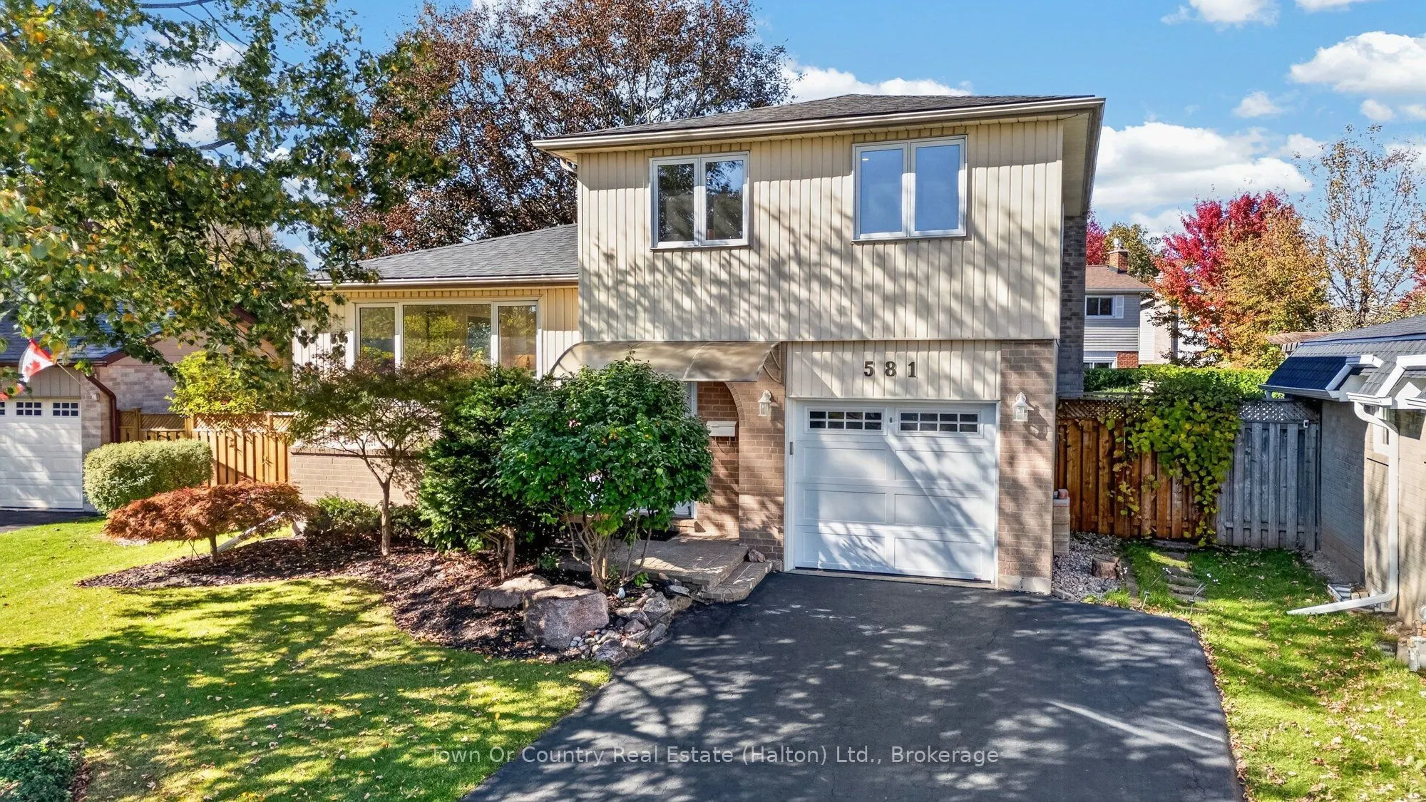 581 Lord Simcoe Court