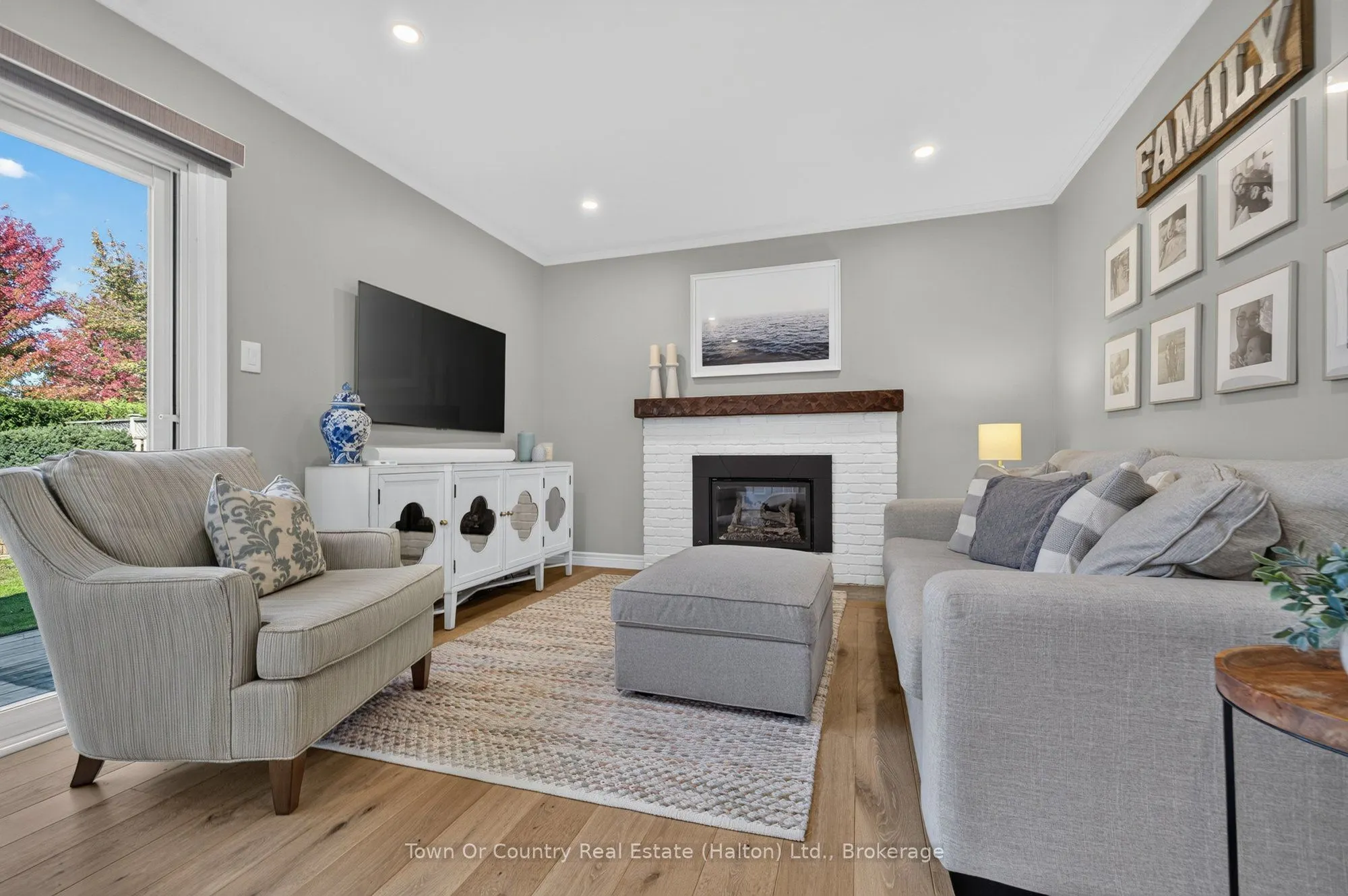 581 Lord Simcoe Court