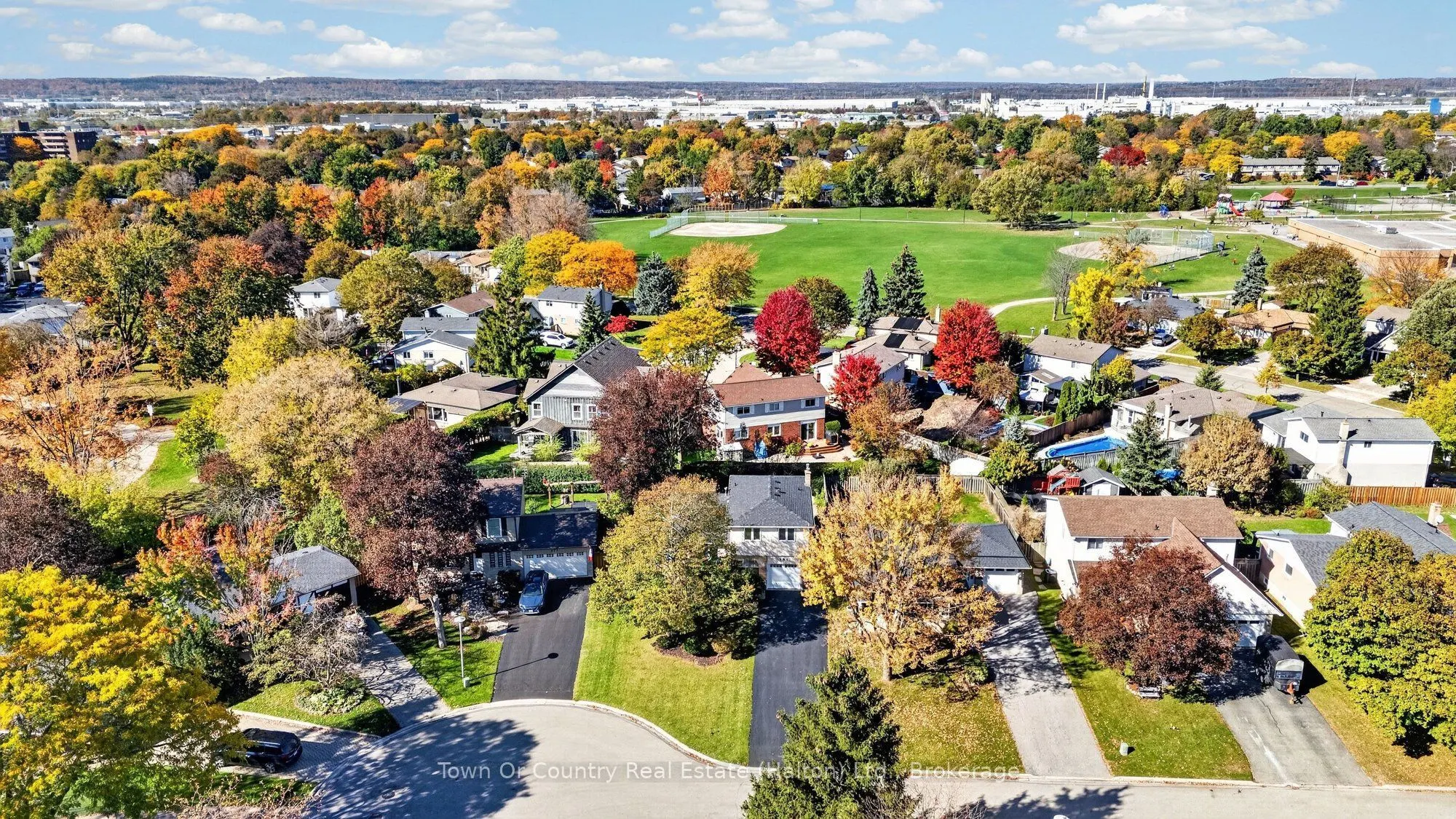 581 Lord Simcoe Court