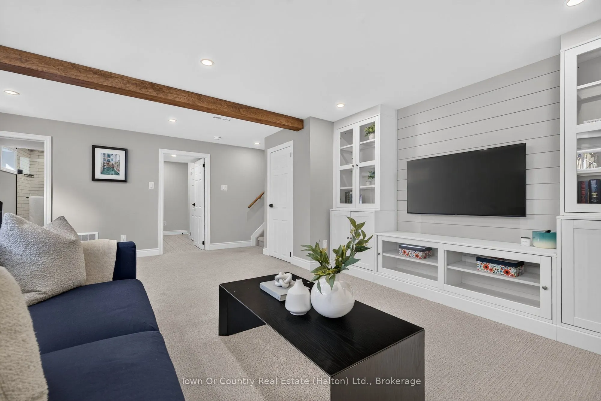 581 Lord Simcoe Court