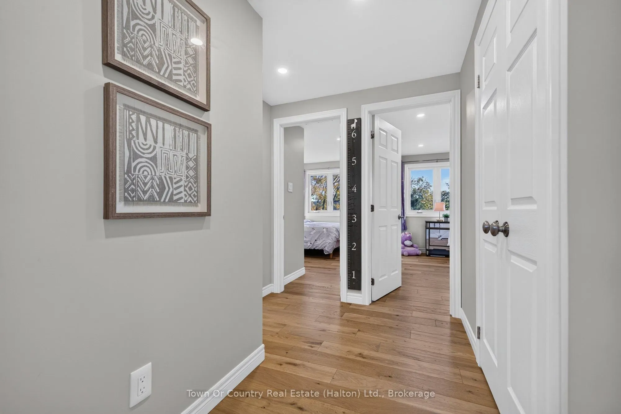 581 Lord Simcoe Court