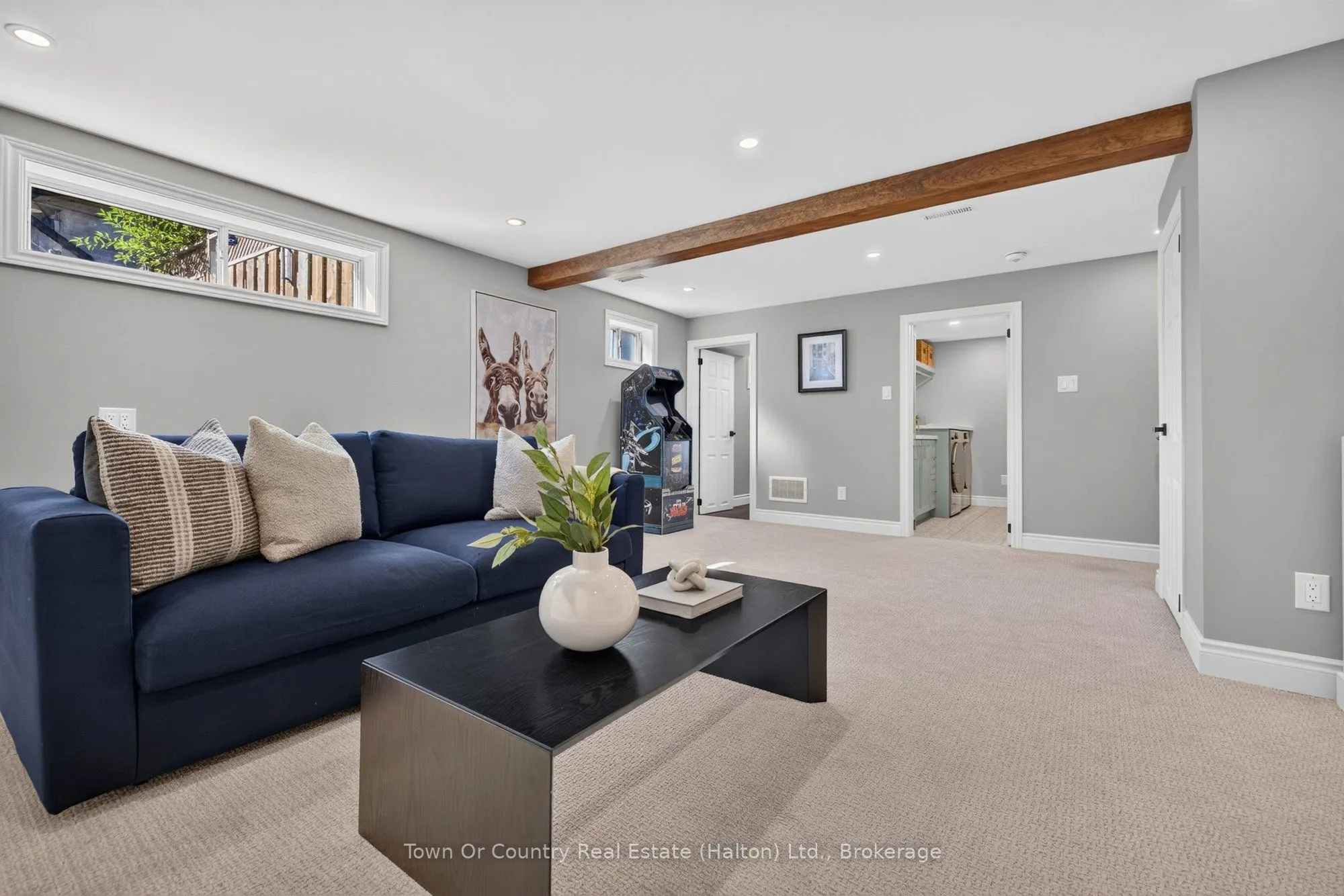 581 Lord Simcoe Court