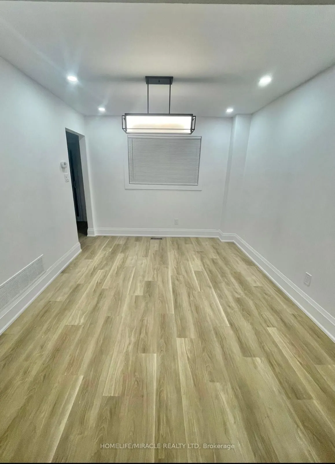 21 Ecclestone Drive
