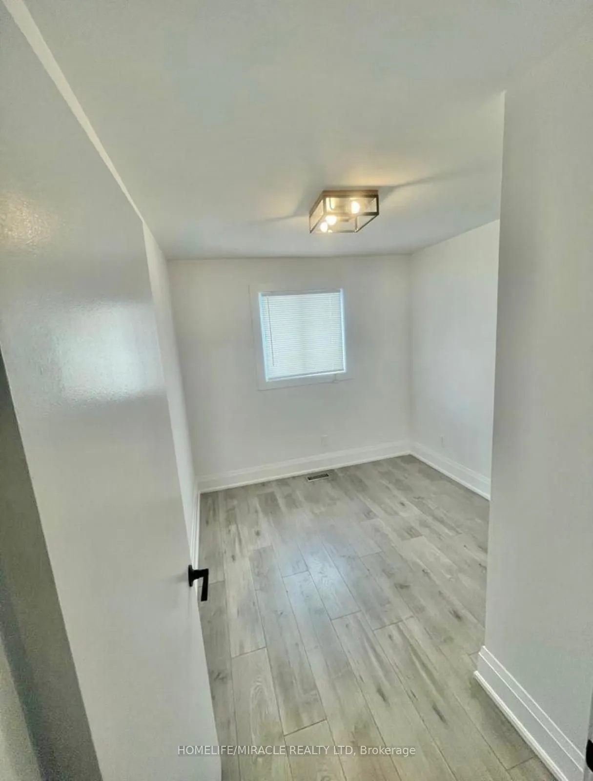 21 Ecclestone Drive