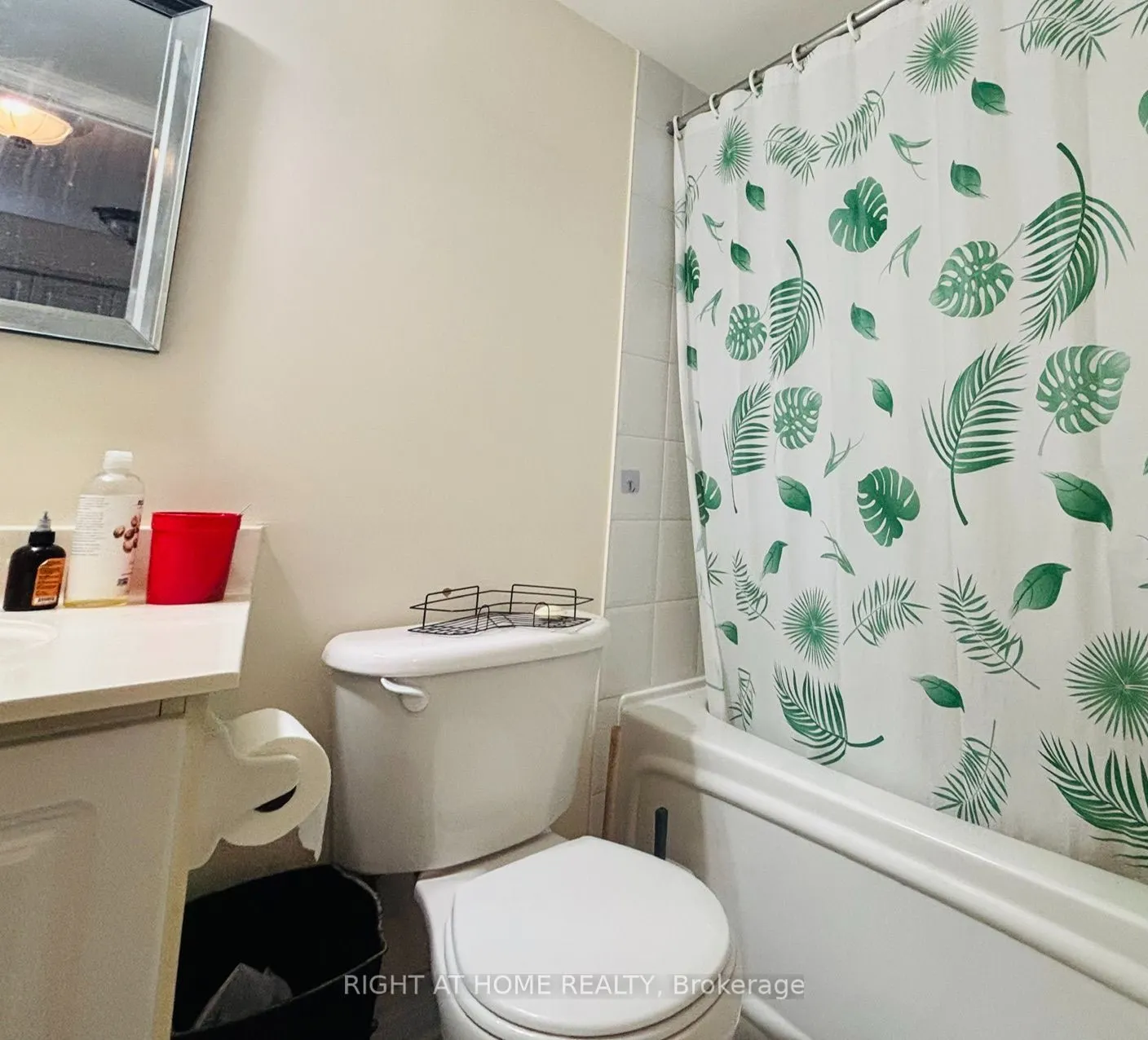 33 Elm Drive W #1301