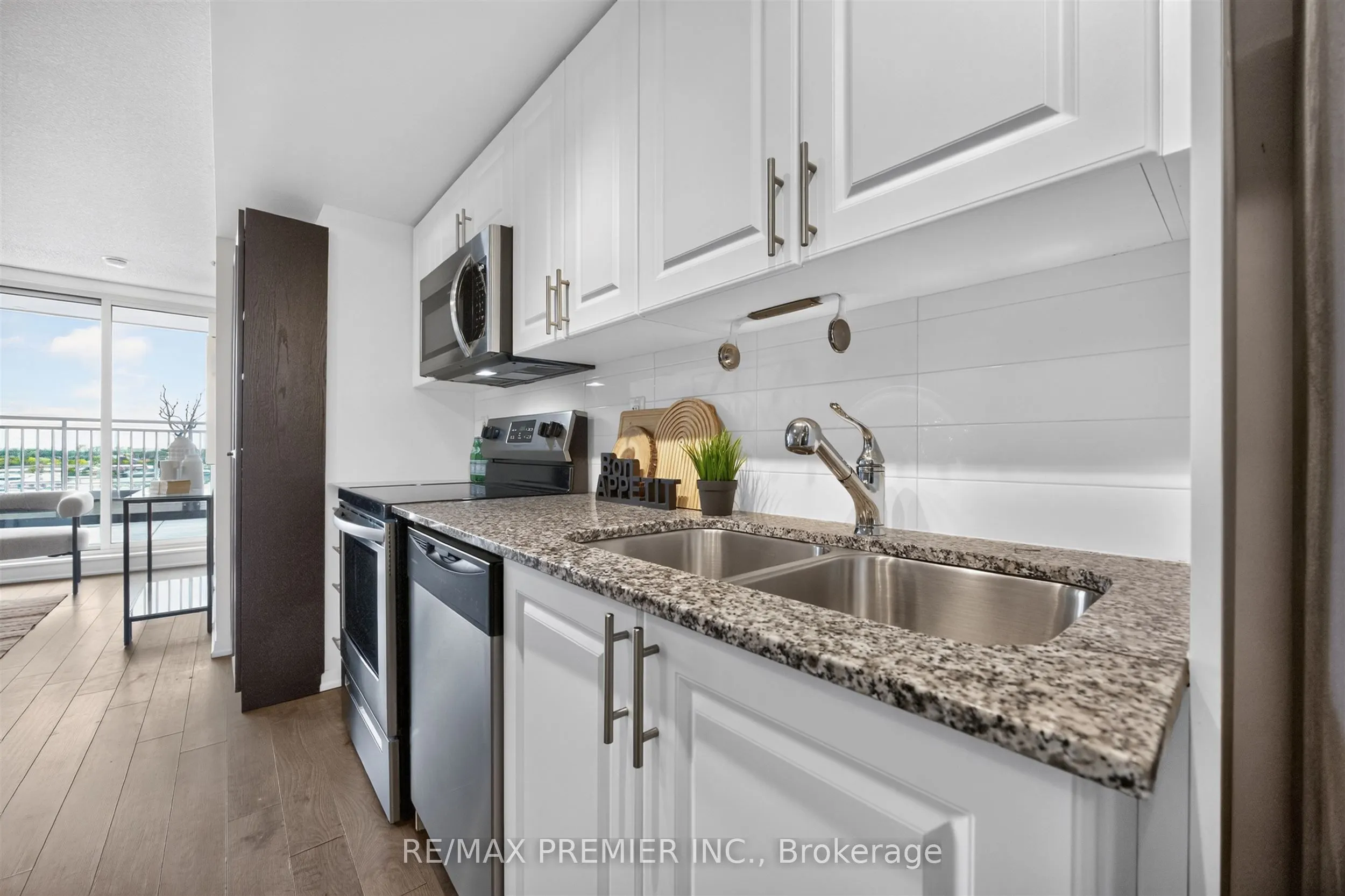 3091 Dufferin Street #704