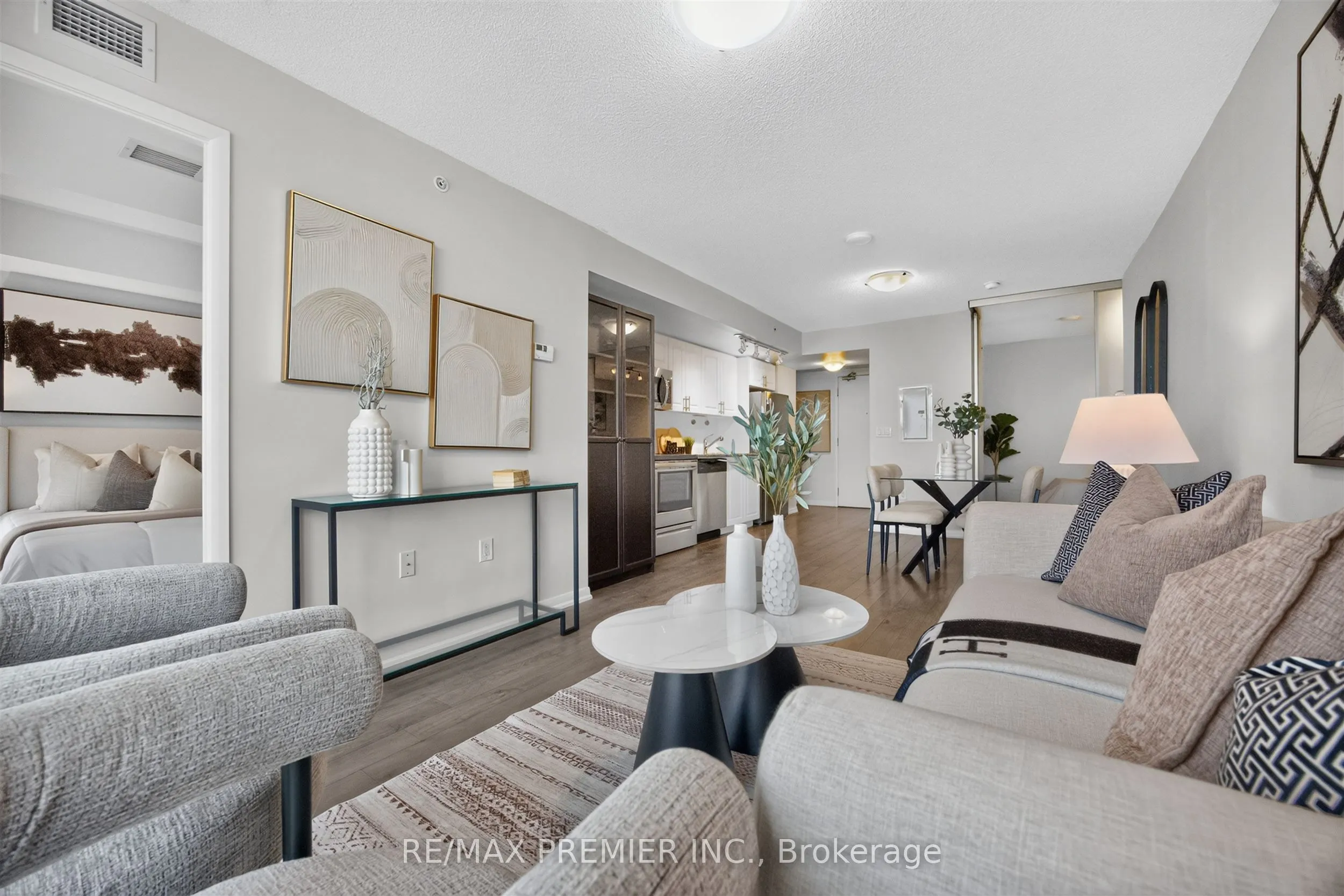3091 Dufferin Street #704