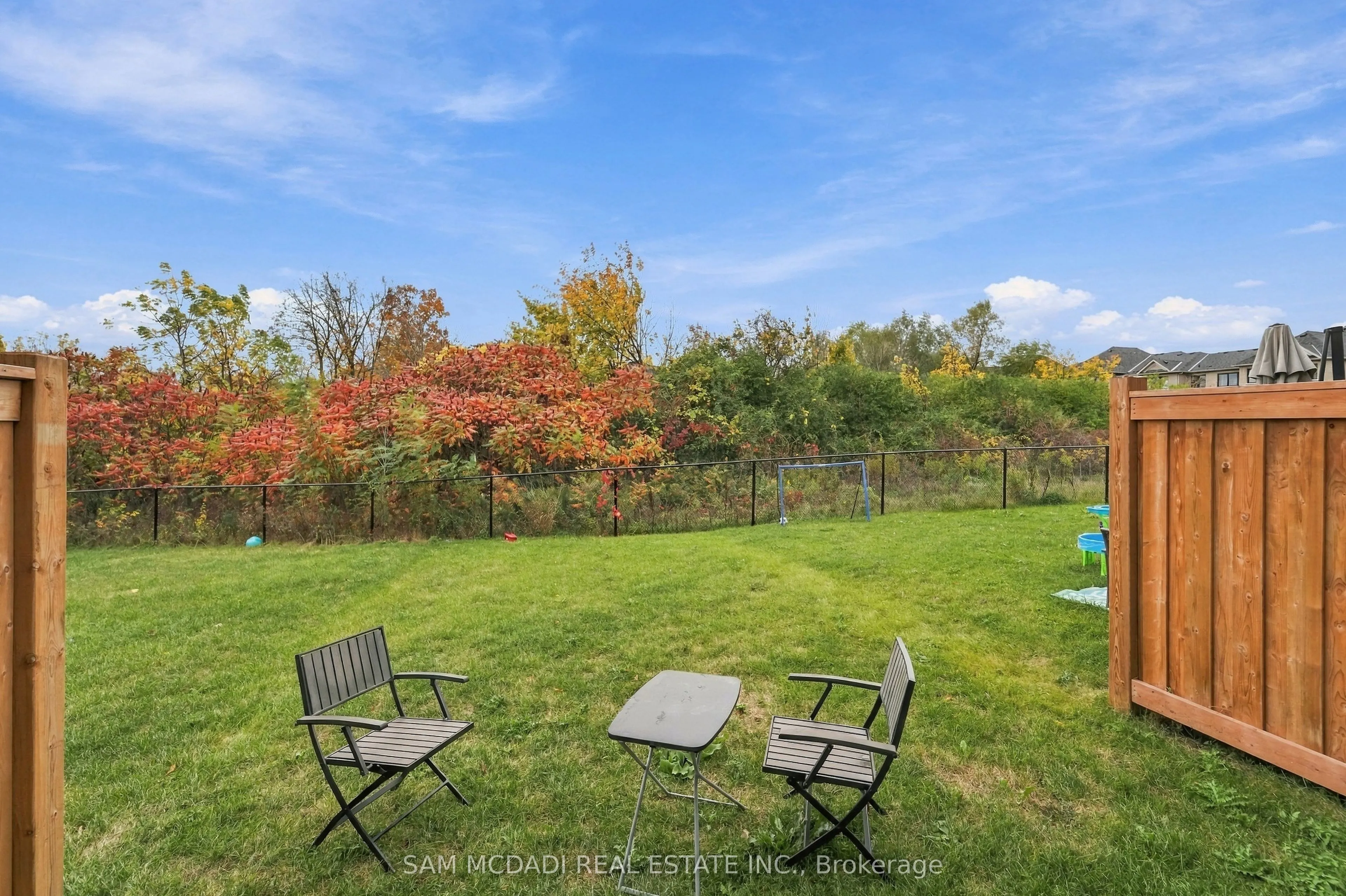 2076 Coppenwood Common