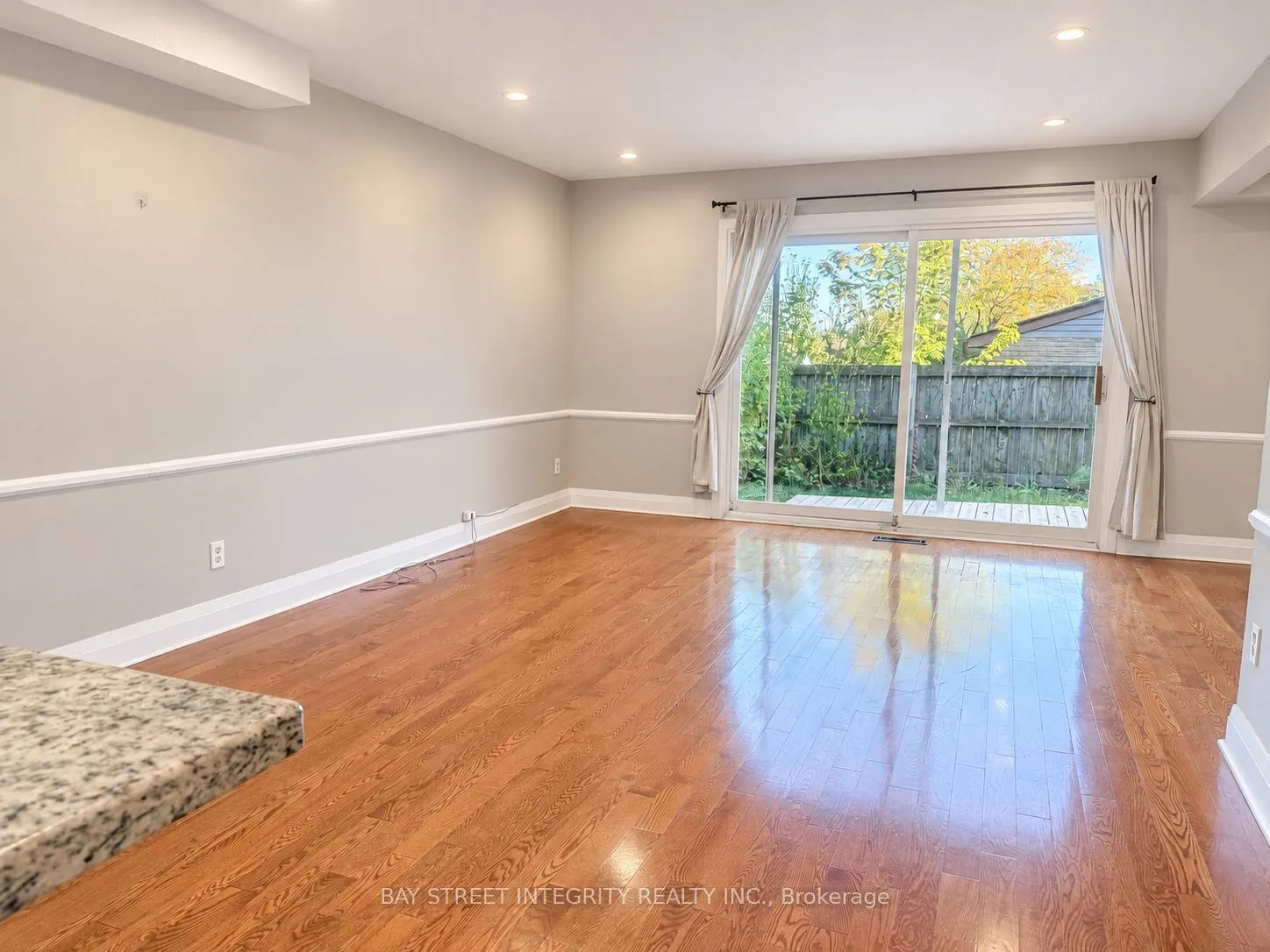 1580 Lancaster Drive #29