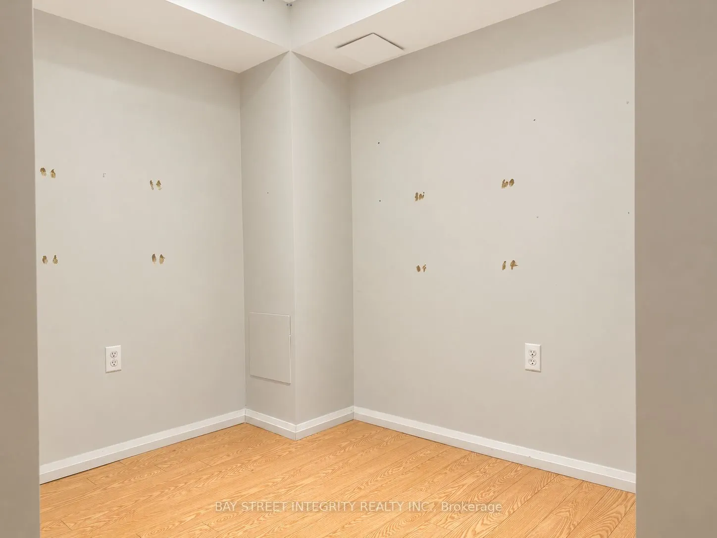 1580 Lancaster Drive #29