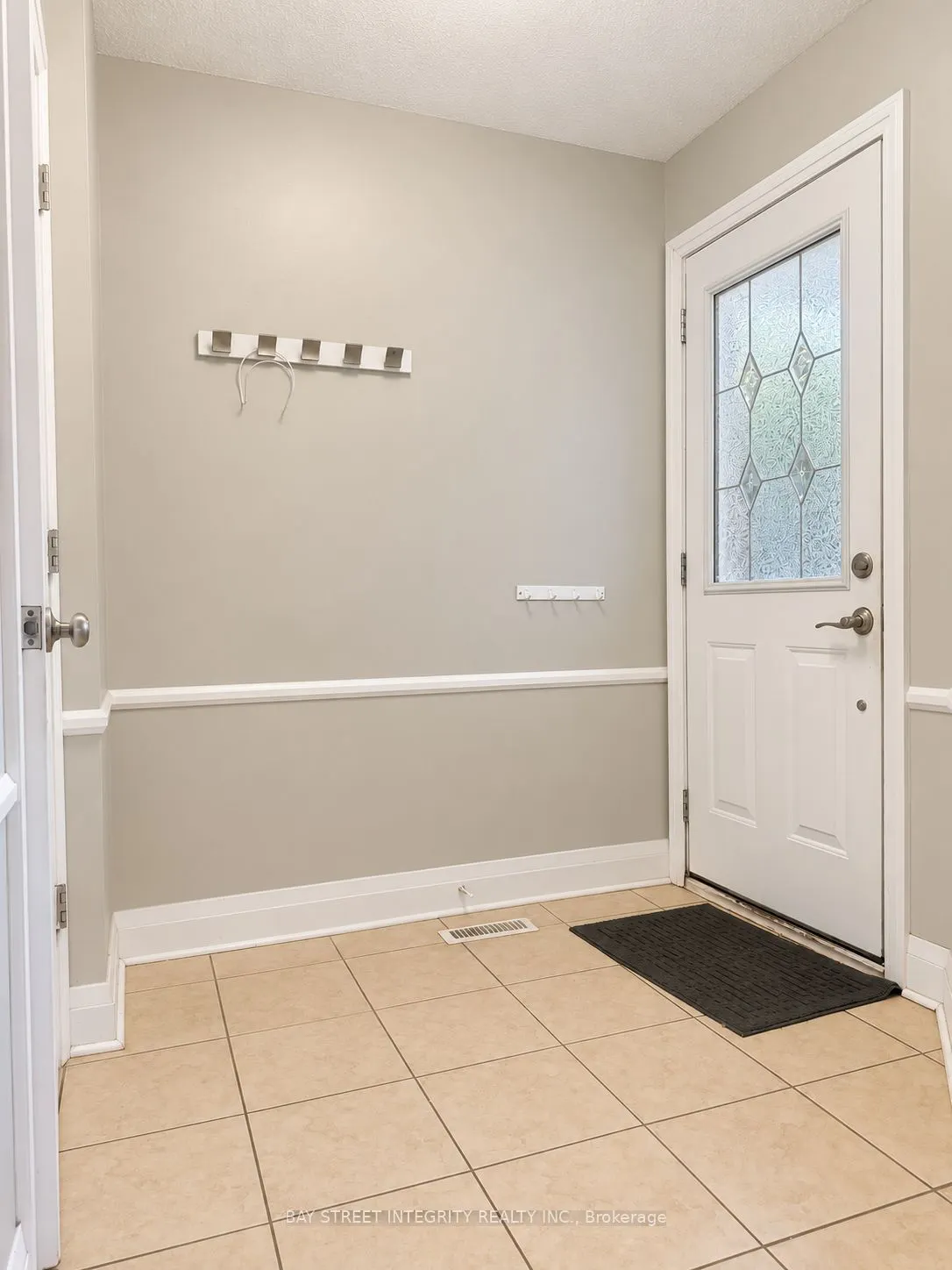 1580 Lancaster Drive #29
