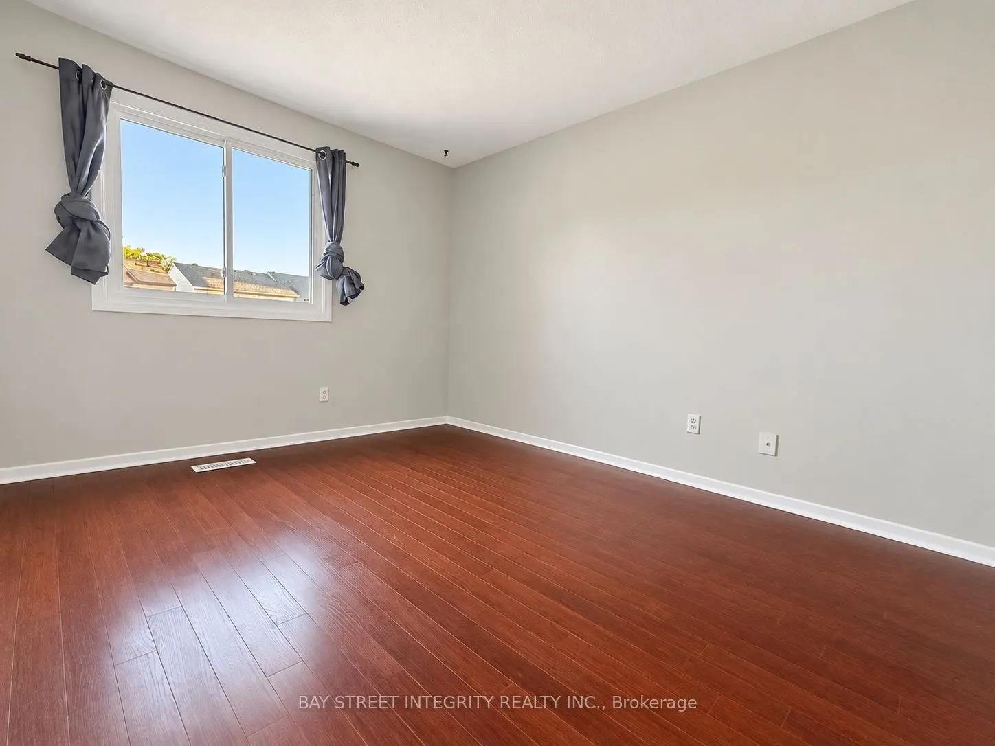 1580 Lancaster Drive #29