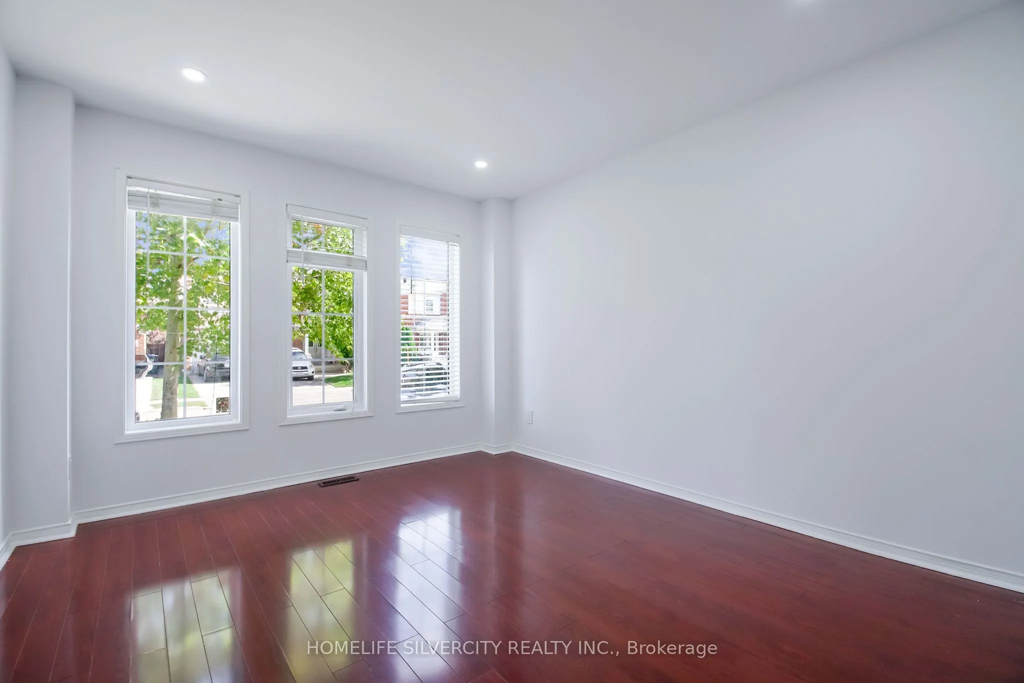 22 Meadow Glade Road
