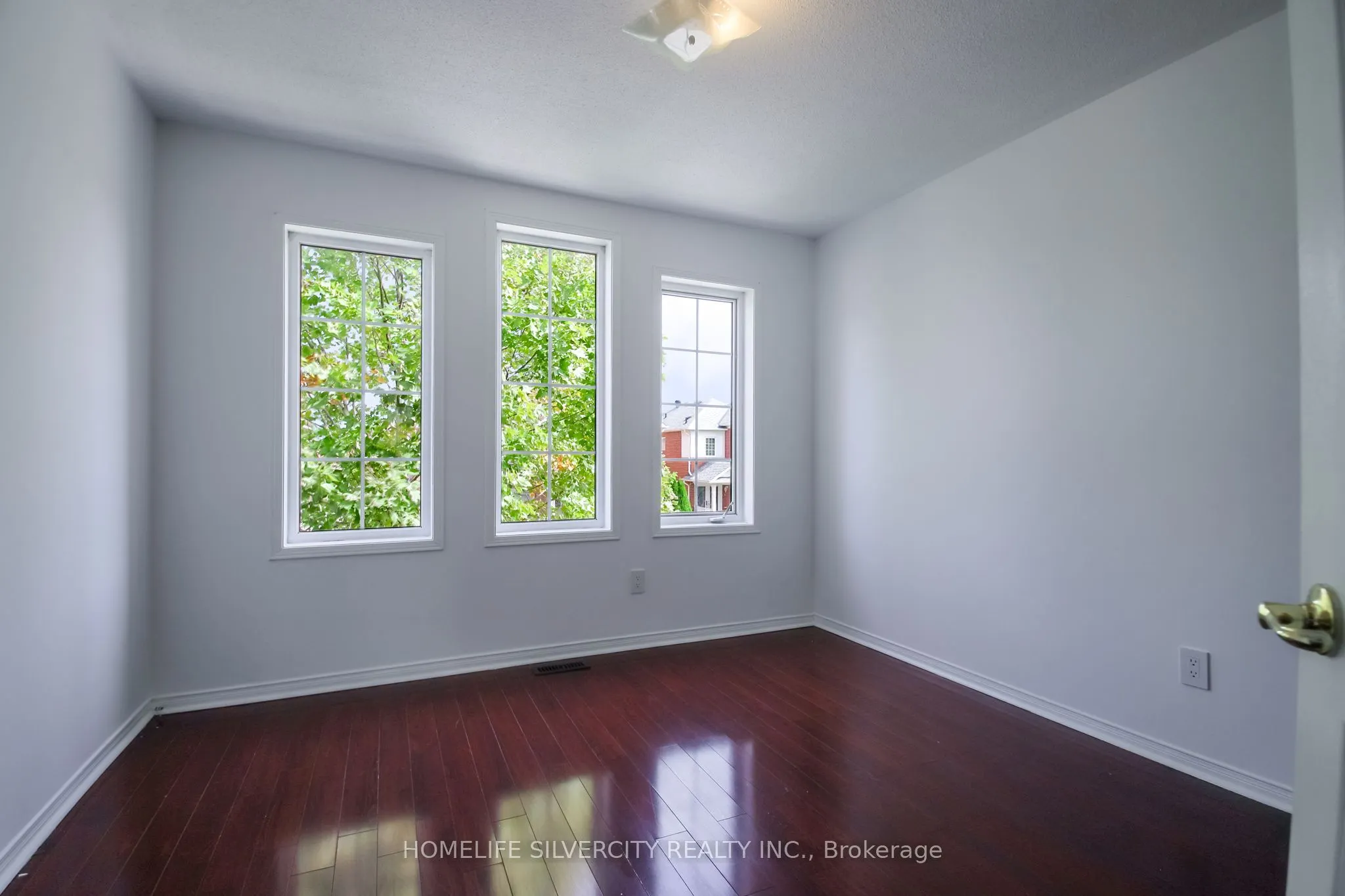 22 Meadow Glade Road