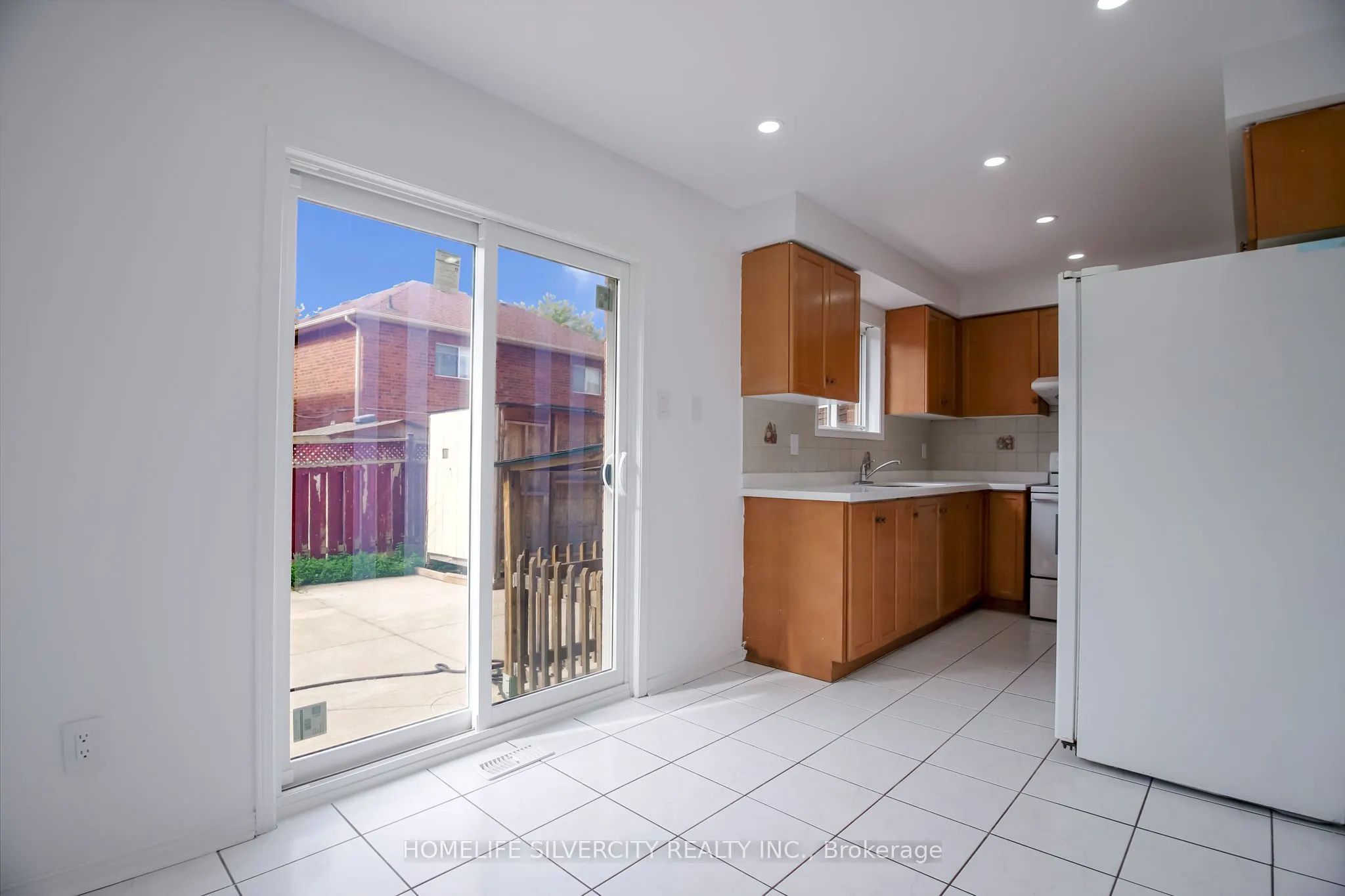 22 Meadow Glade Road