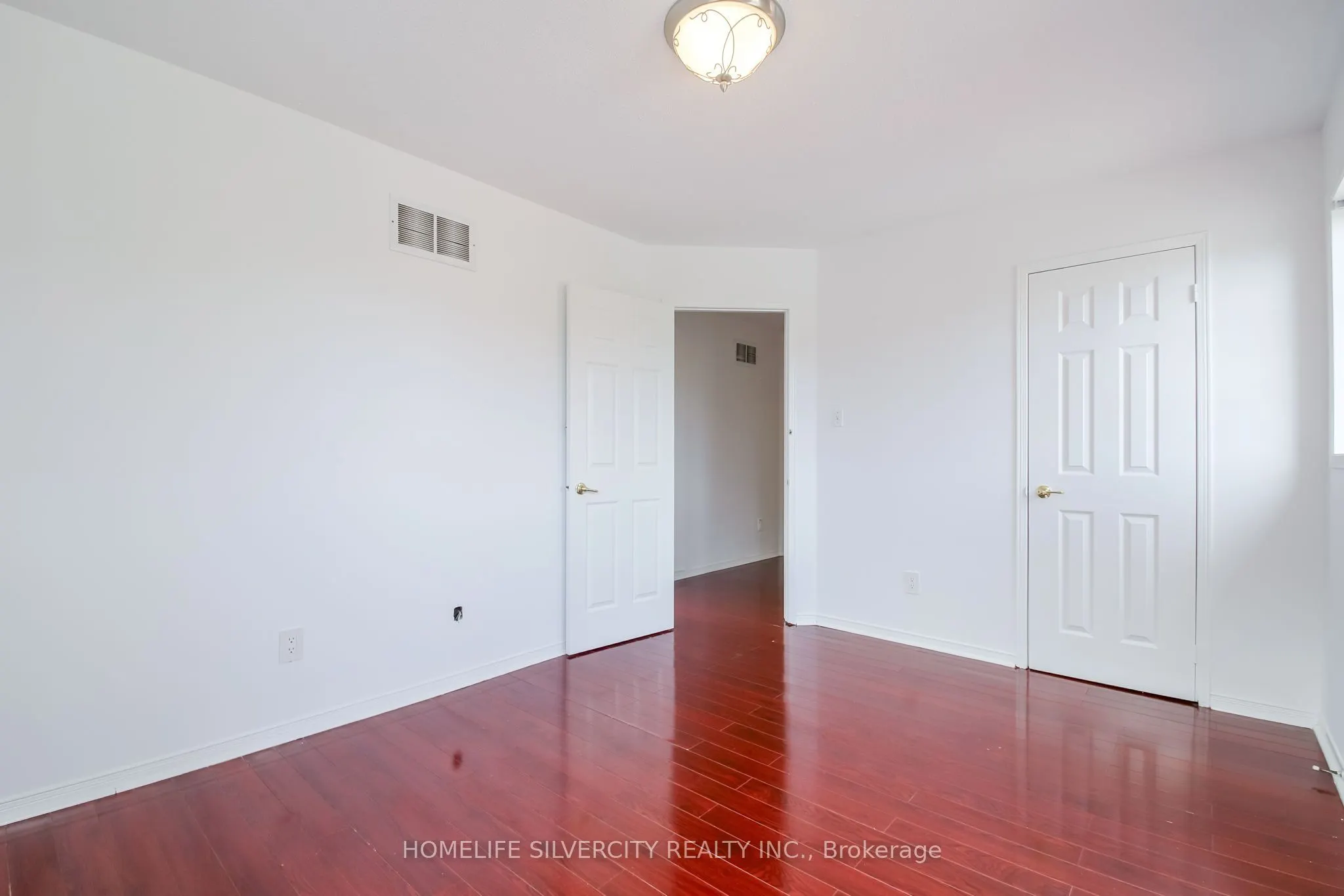 22 Meadow Glade Road