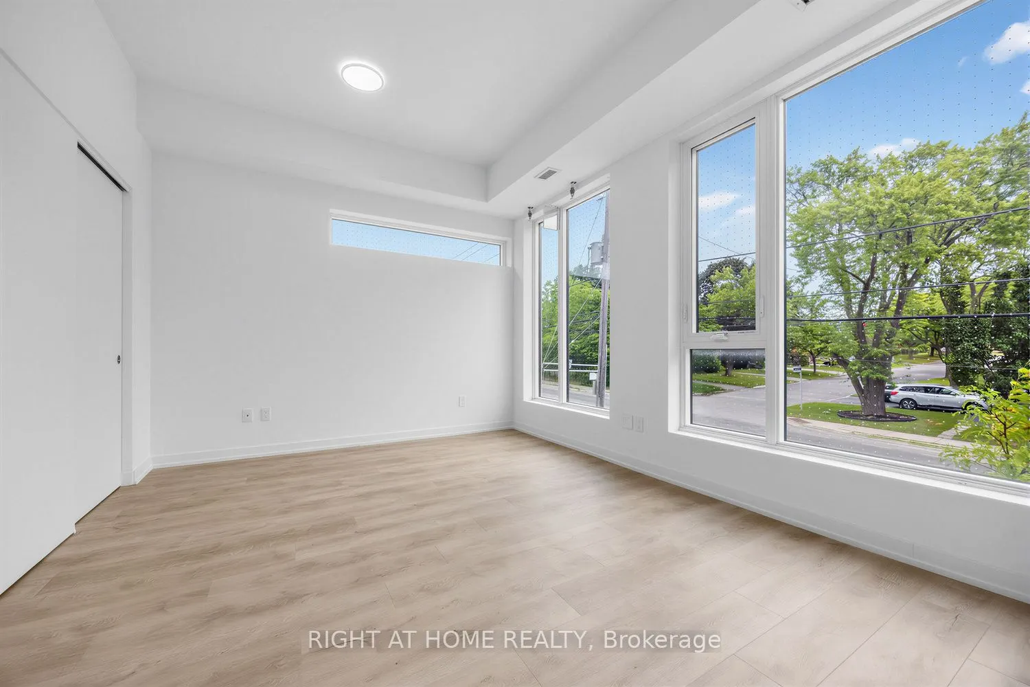 722 Marlee Avenue #207
