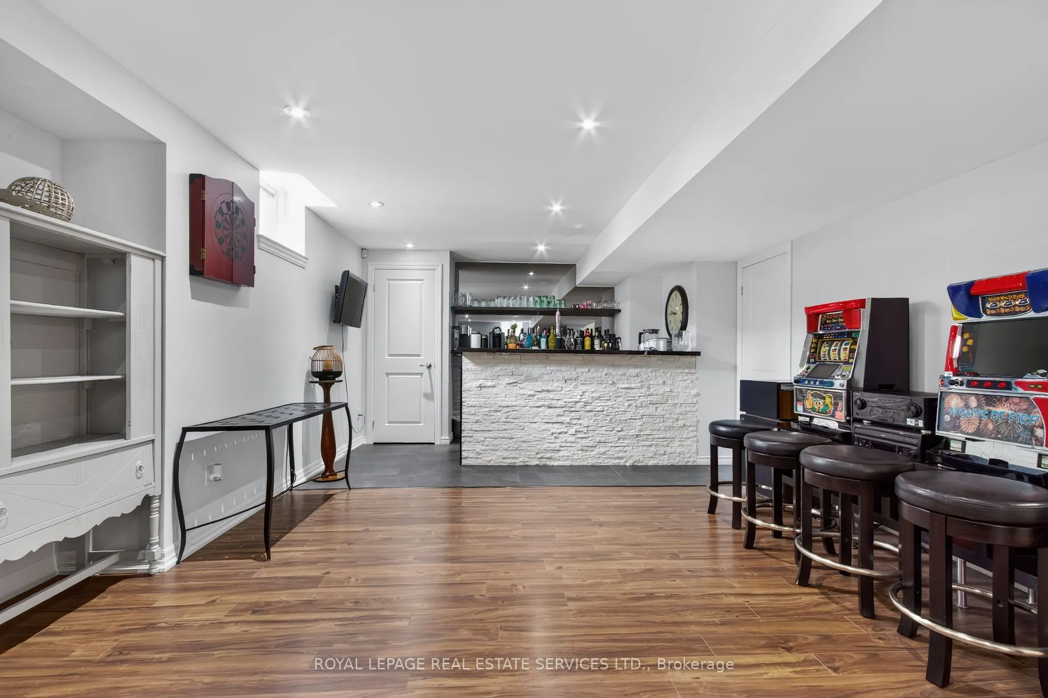852 Trudeau Drive