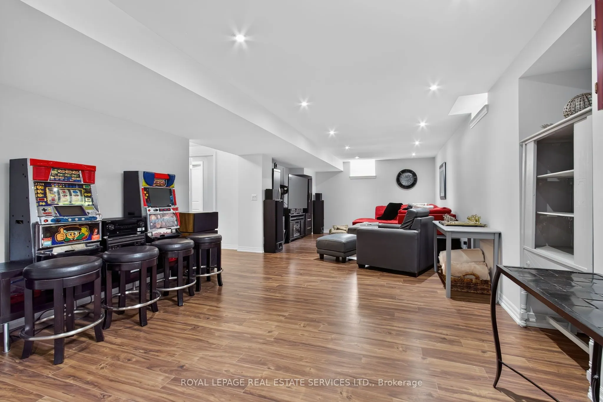 852 Trudeau Drive