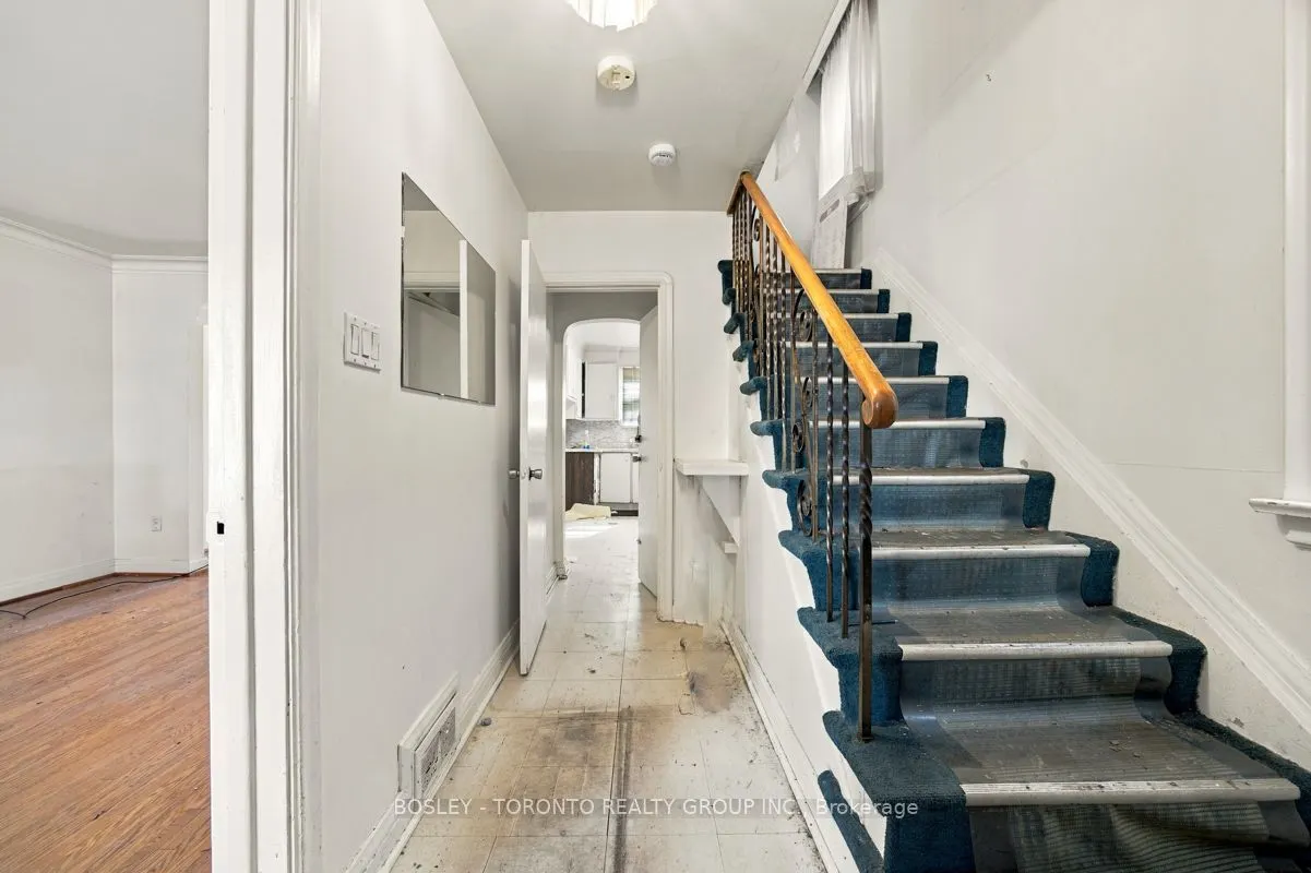 431 Ridelle Avenue