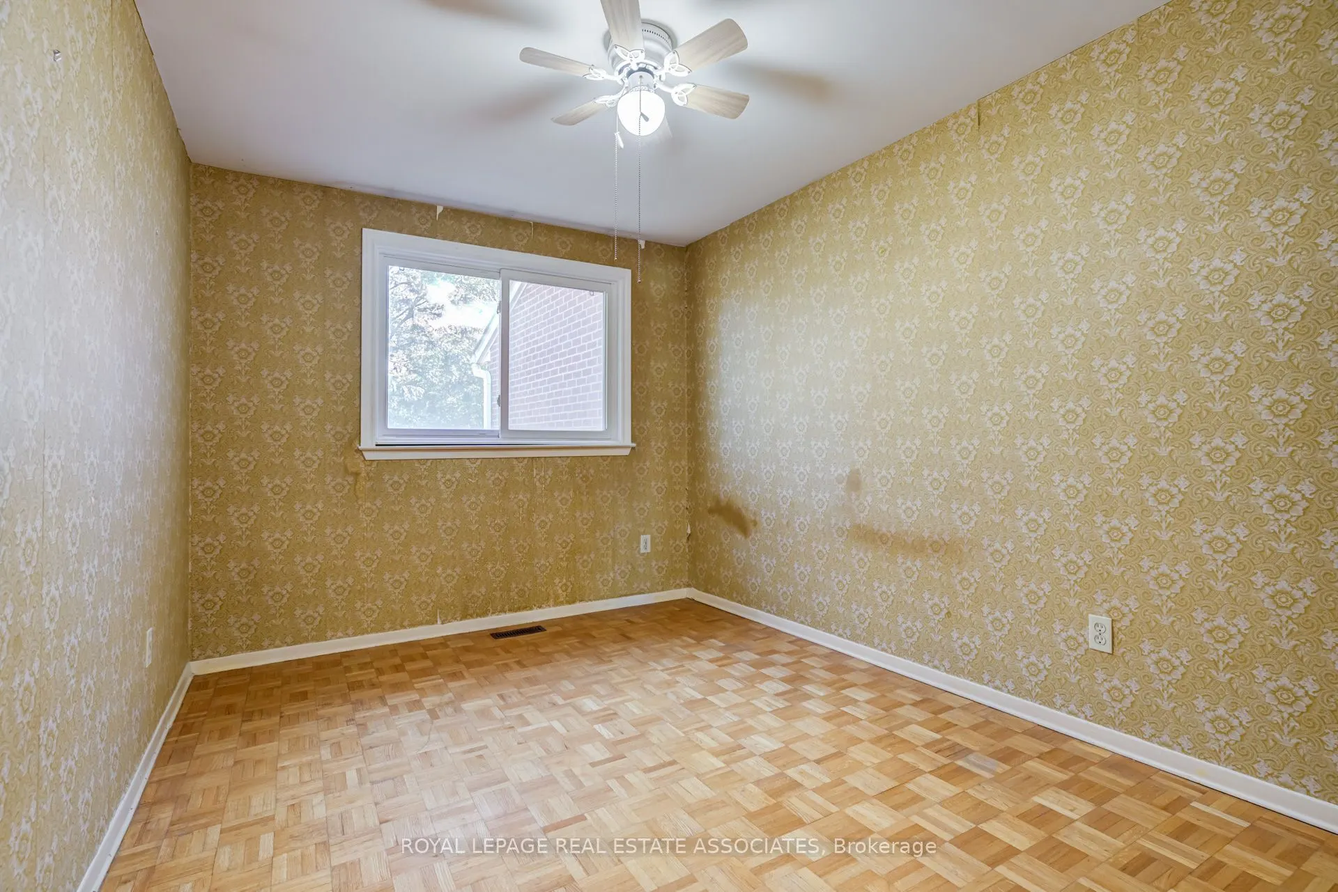 215 Mississauga Valley Boulevard #38
