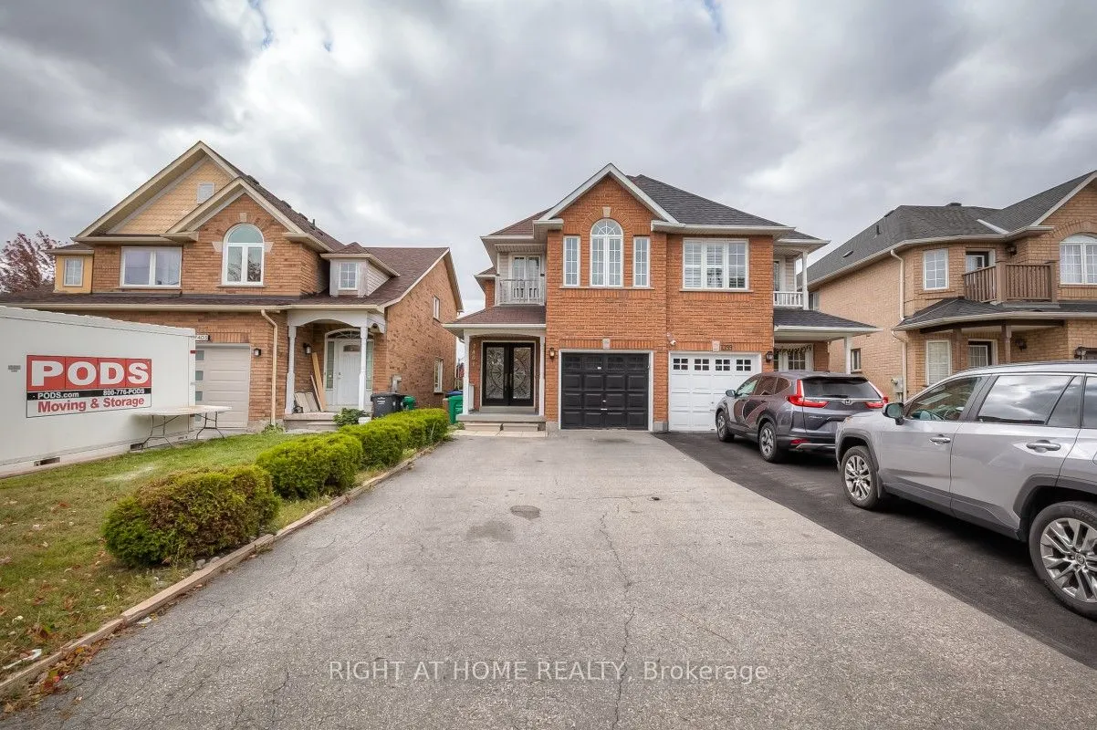 7401 Village Walk