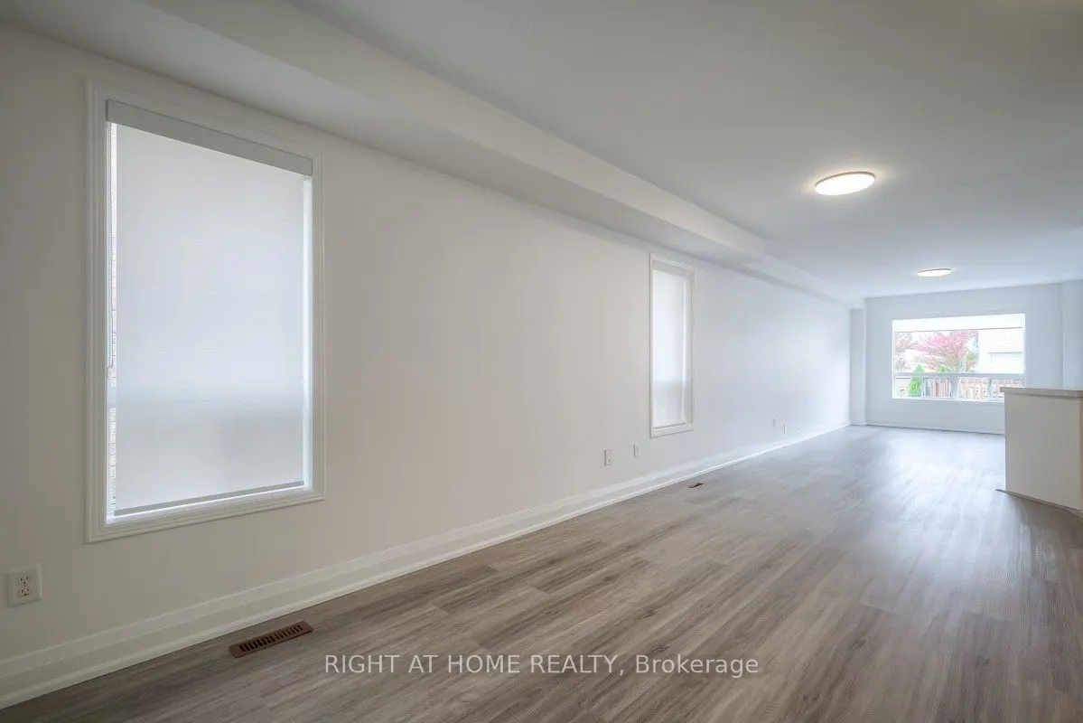 7401 Village Walk