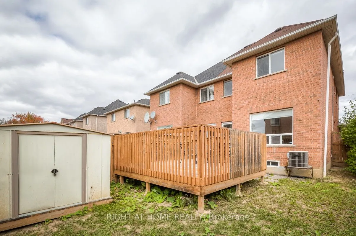 7401 Village Walk