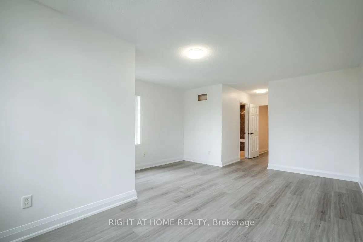 7401 Village Walk