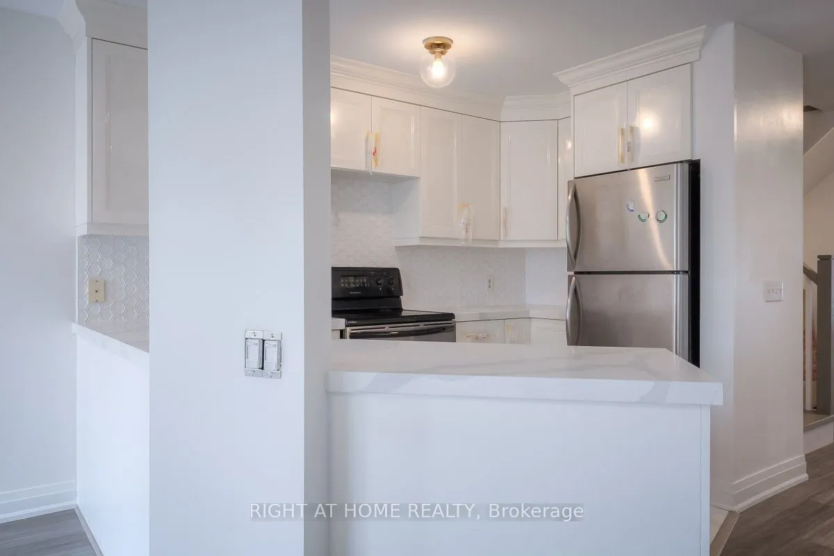 7401 Village Walk