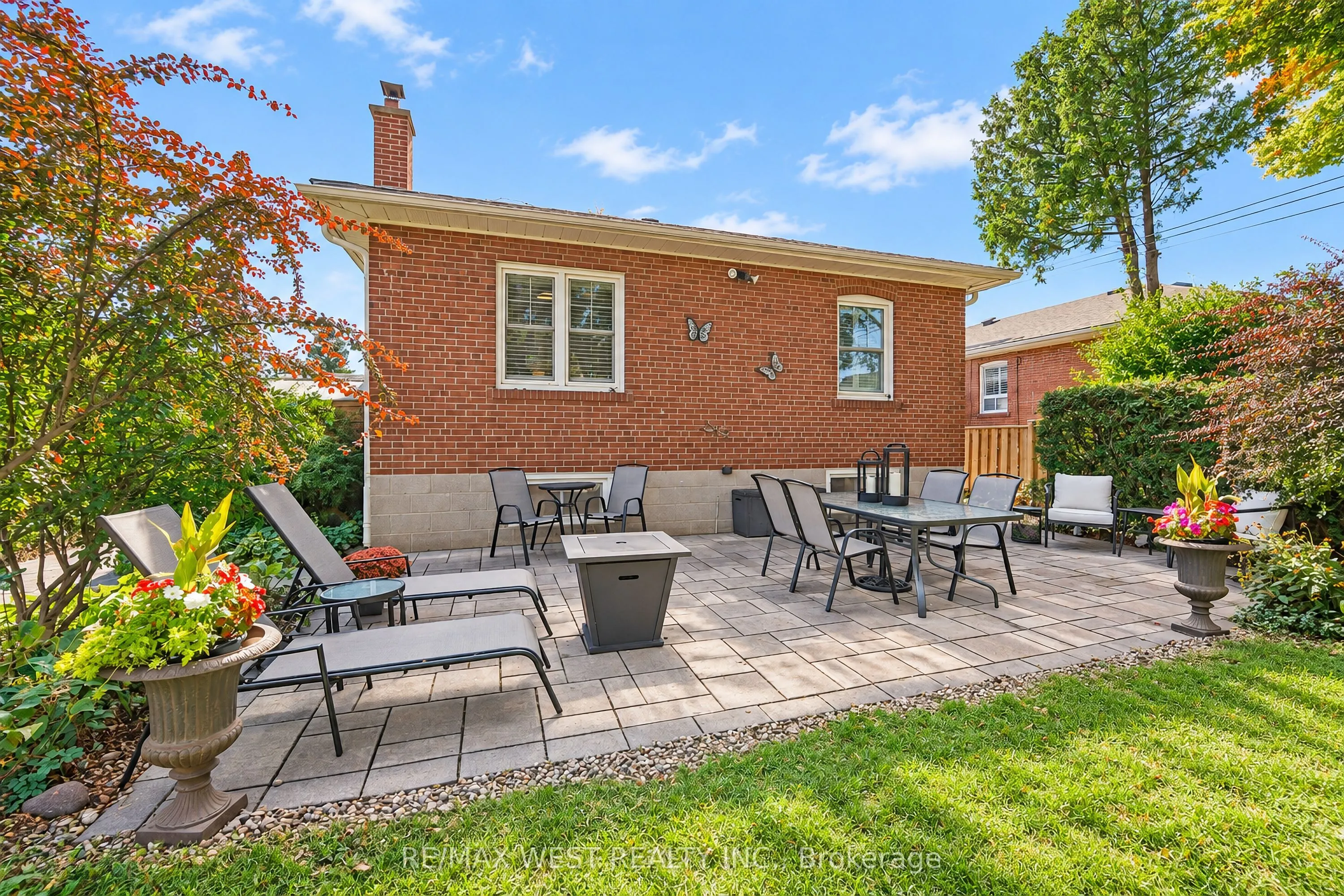 18 Nashland Avenue