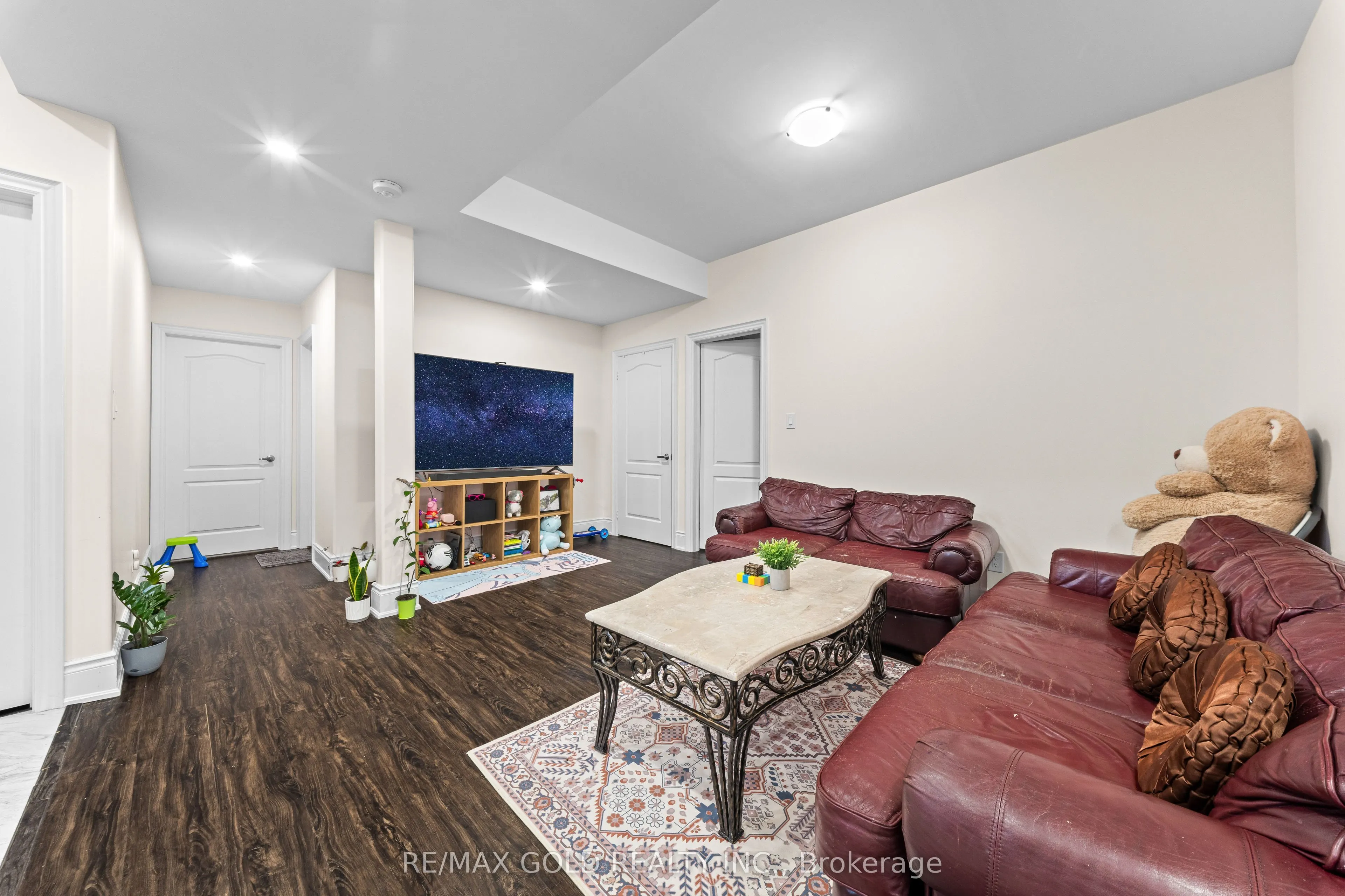 54 Gordon  Randle Drive