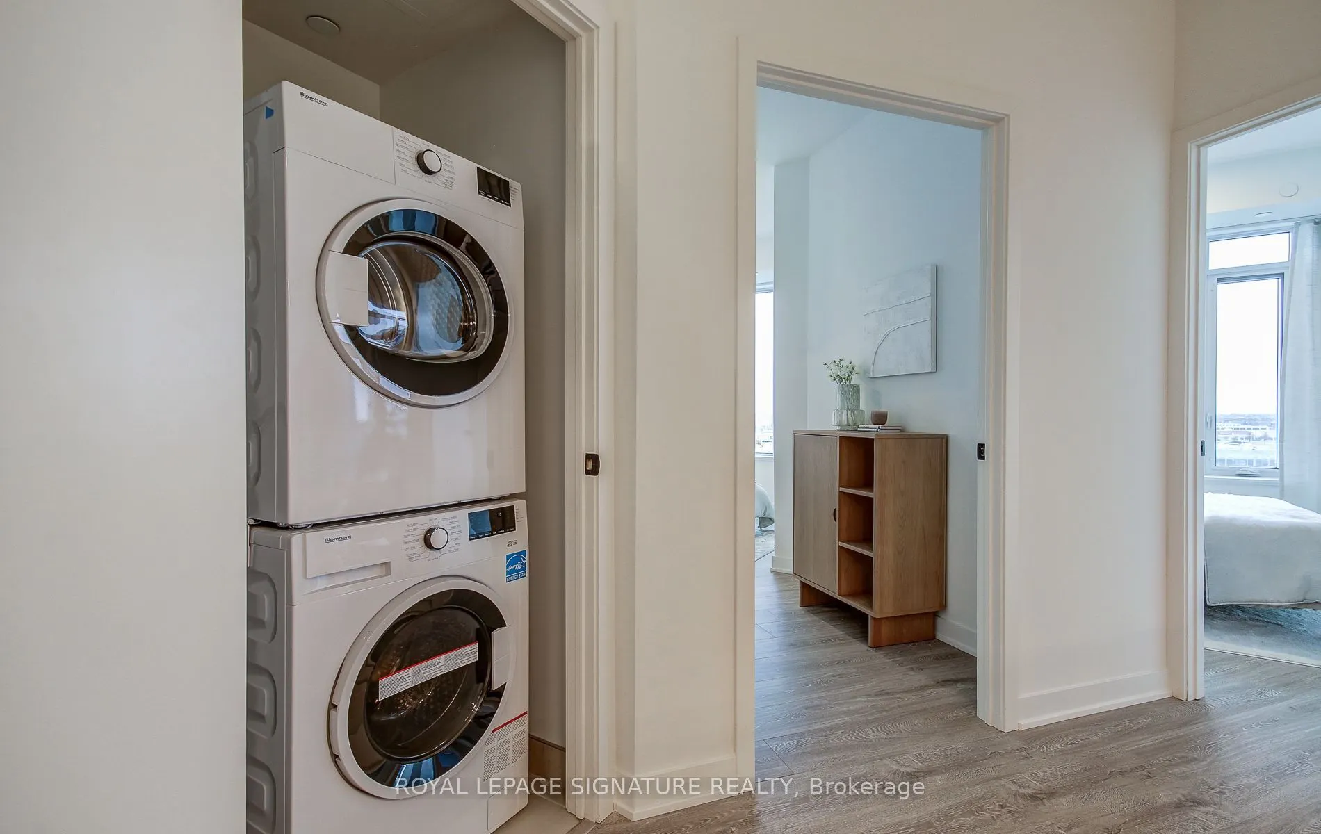 2495 Eglinton Avenue W #1206