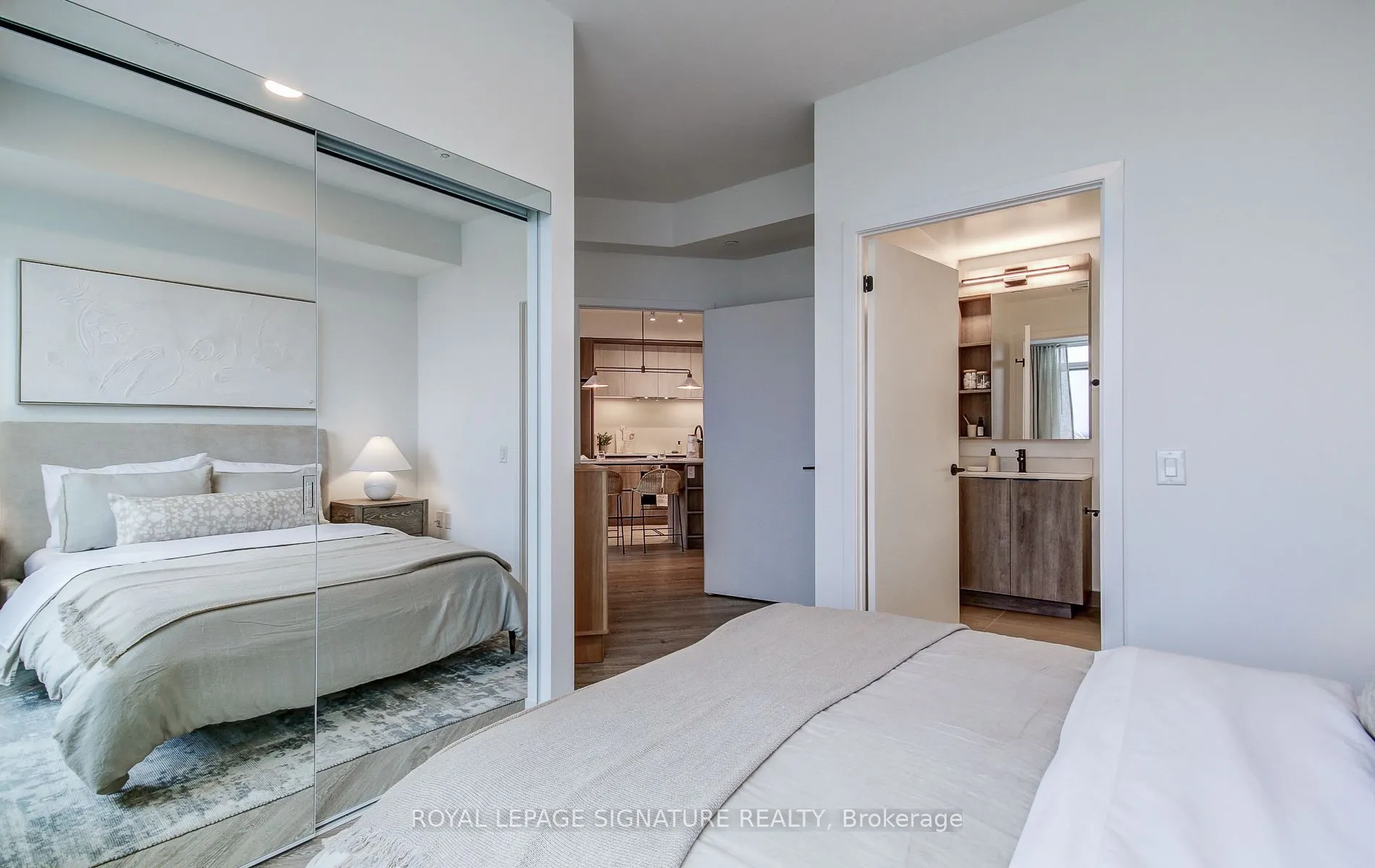 2495 Eglinton Avenue W #1206