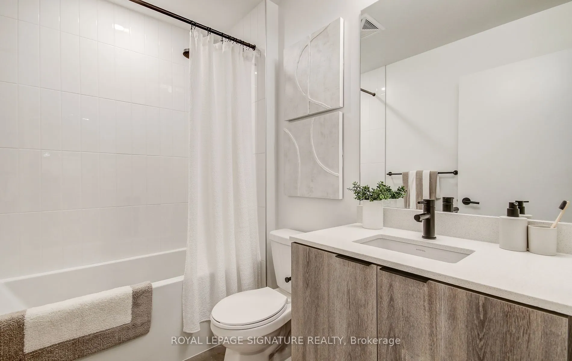 2495 Eglinton Avenue W #1206