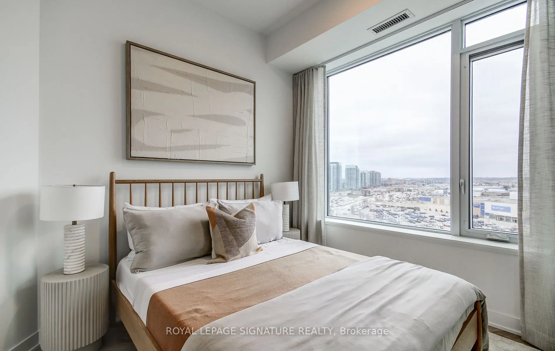 2495 Eglinton Avenue W #1206
