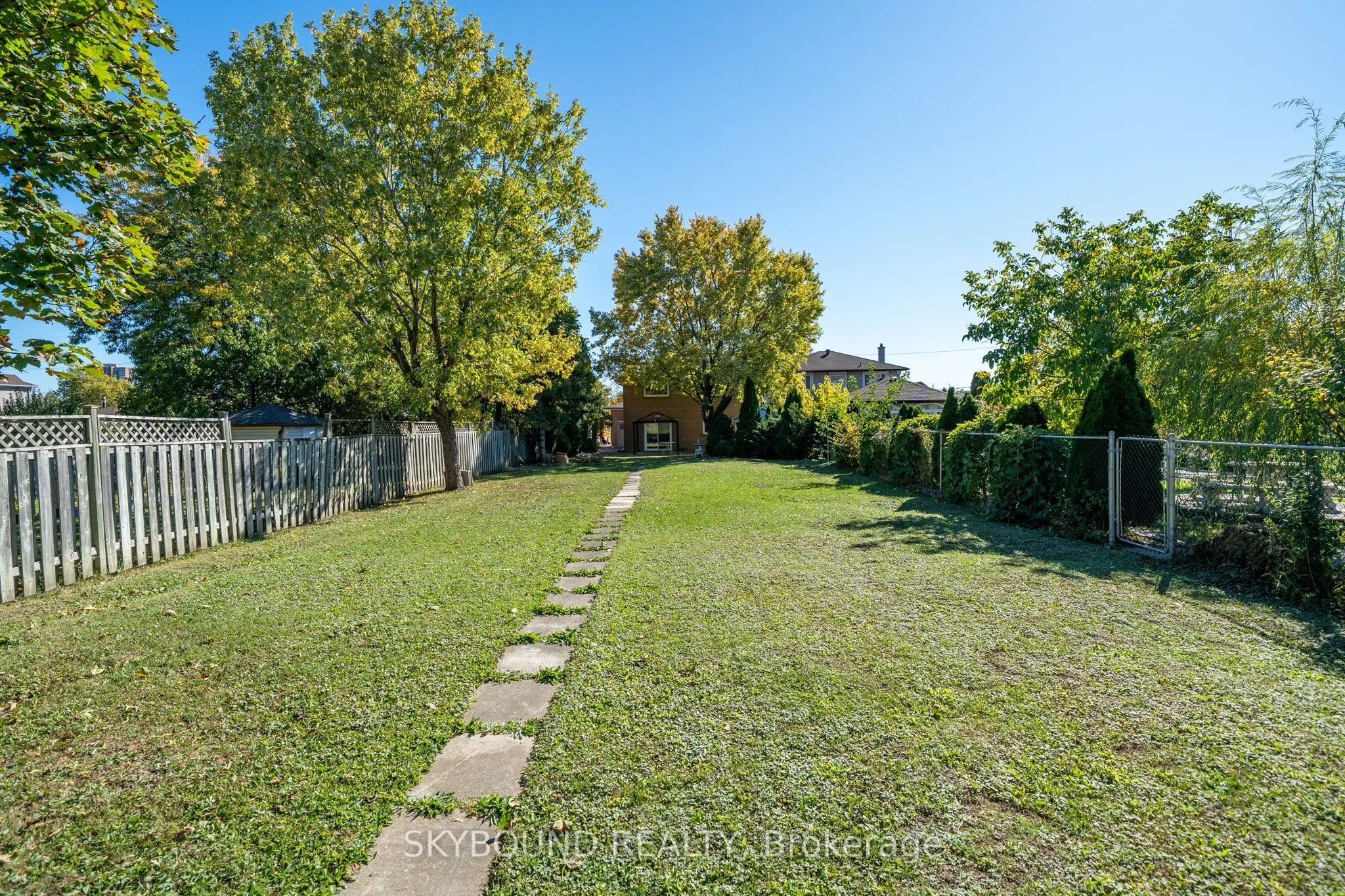 64A Saint Georges Boulevard