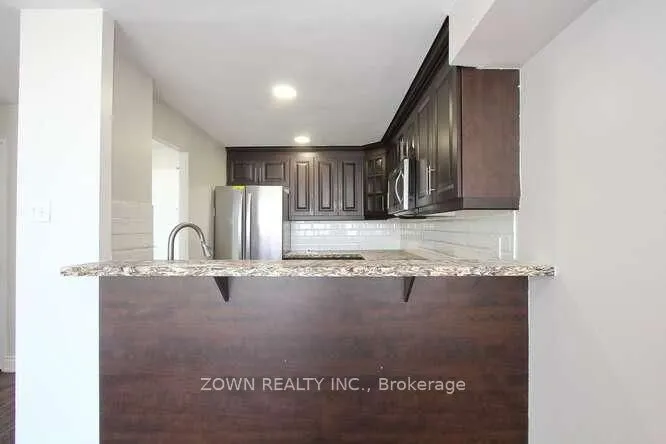 330 Rathburn Road W #1706