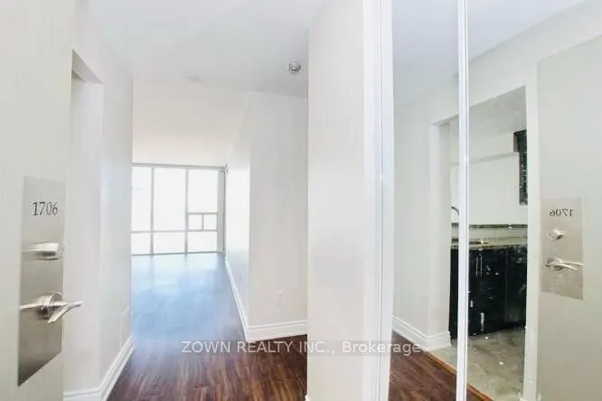330 Rathburn Road W #1706
