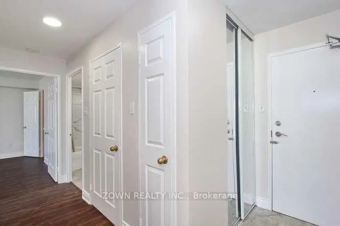330 Rathburn Road W #1706
