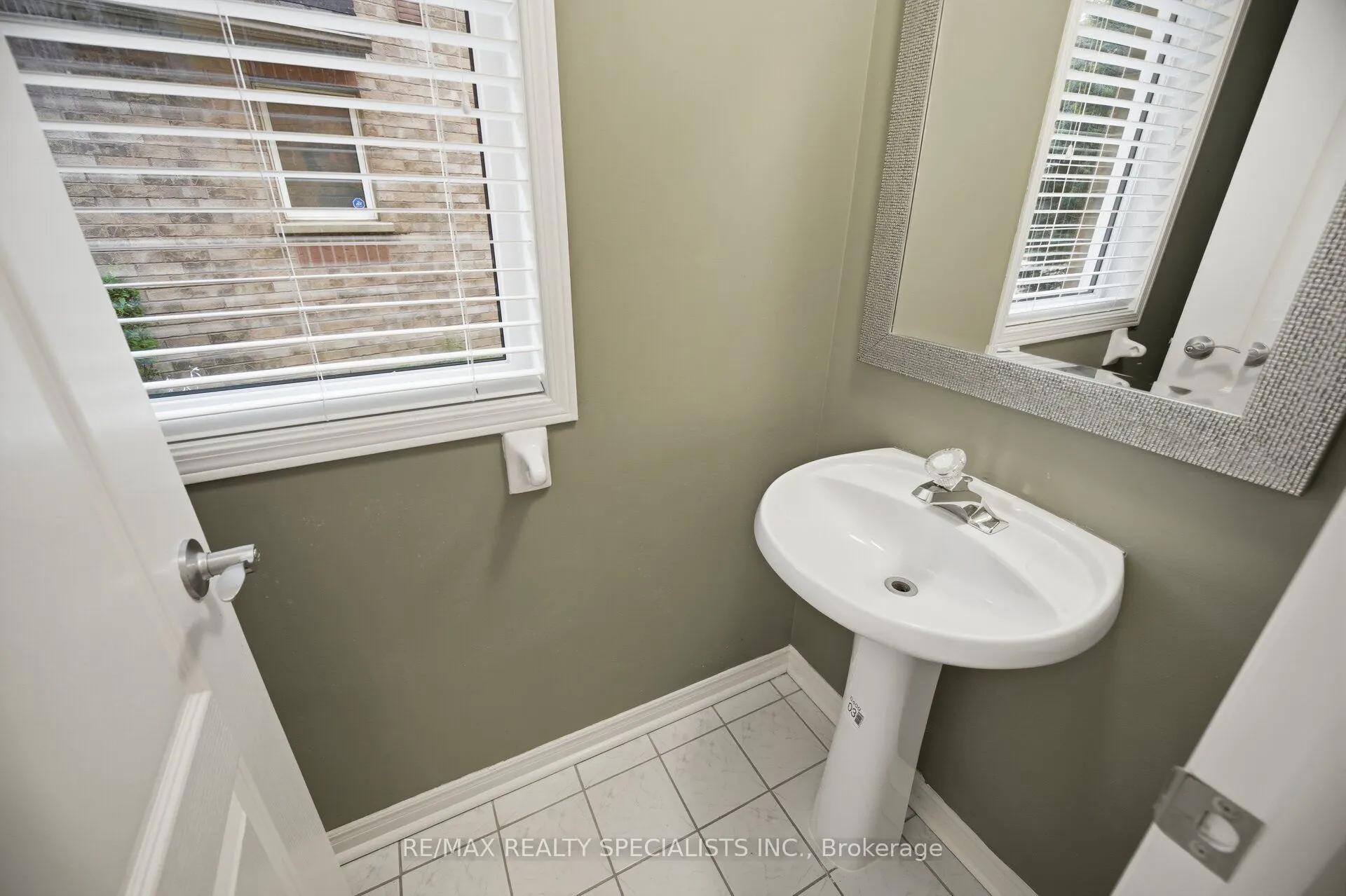 5530 GLEN ERIN Drive #42