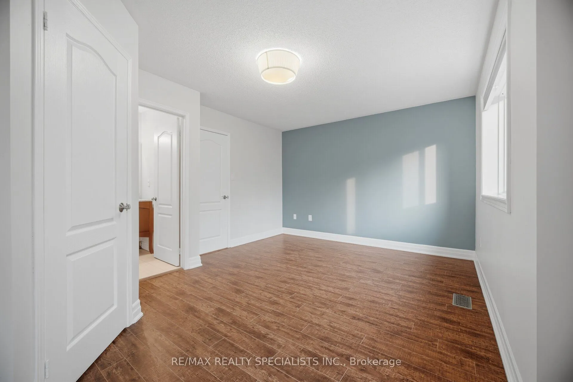 5530 GLEN ERIN Drive #42