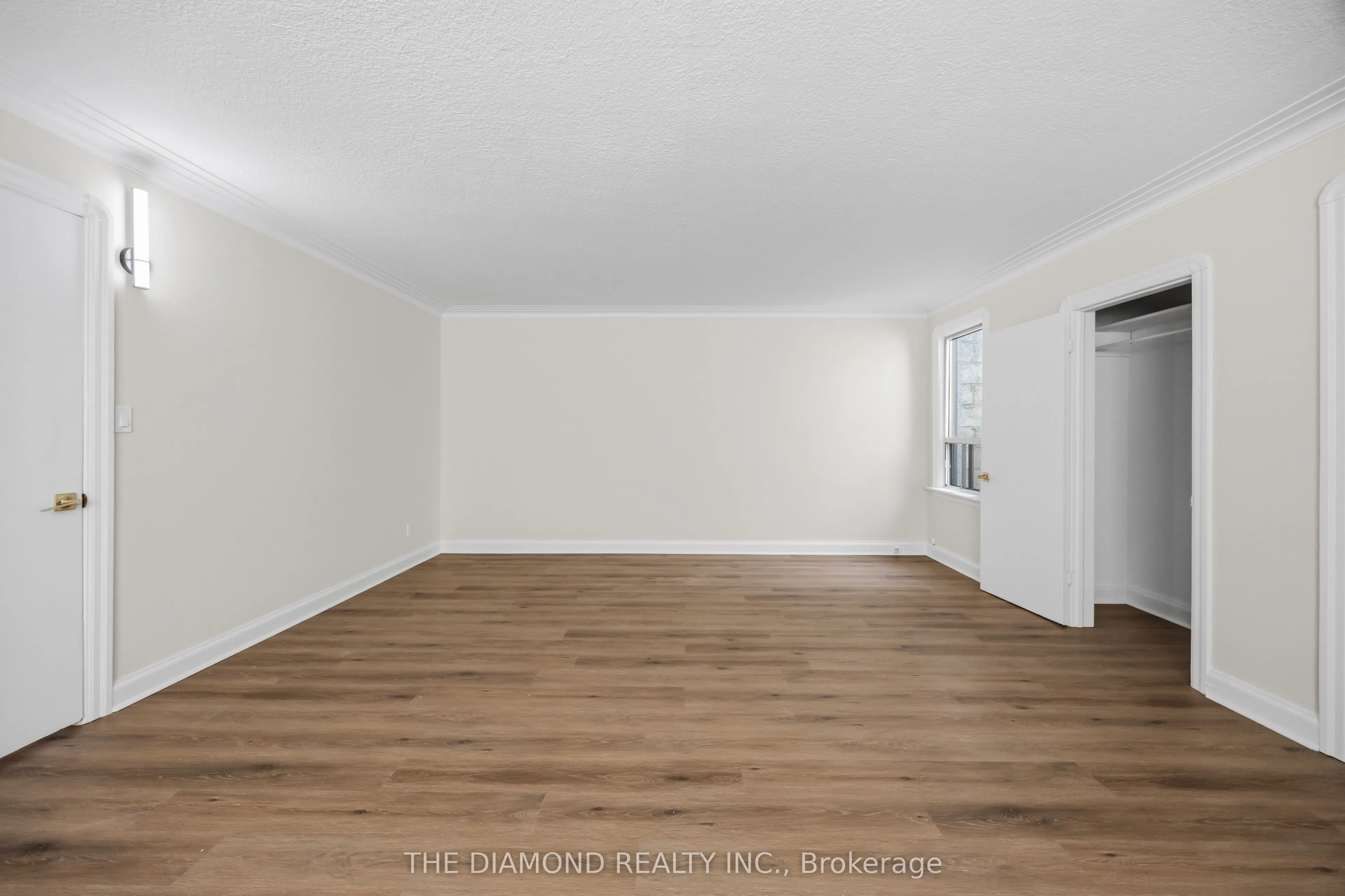 1958A Eglinton Avenue W