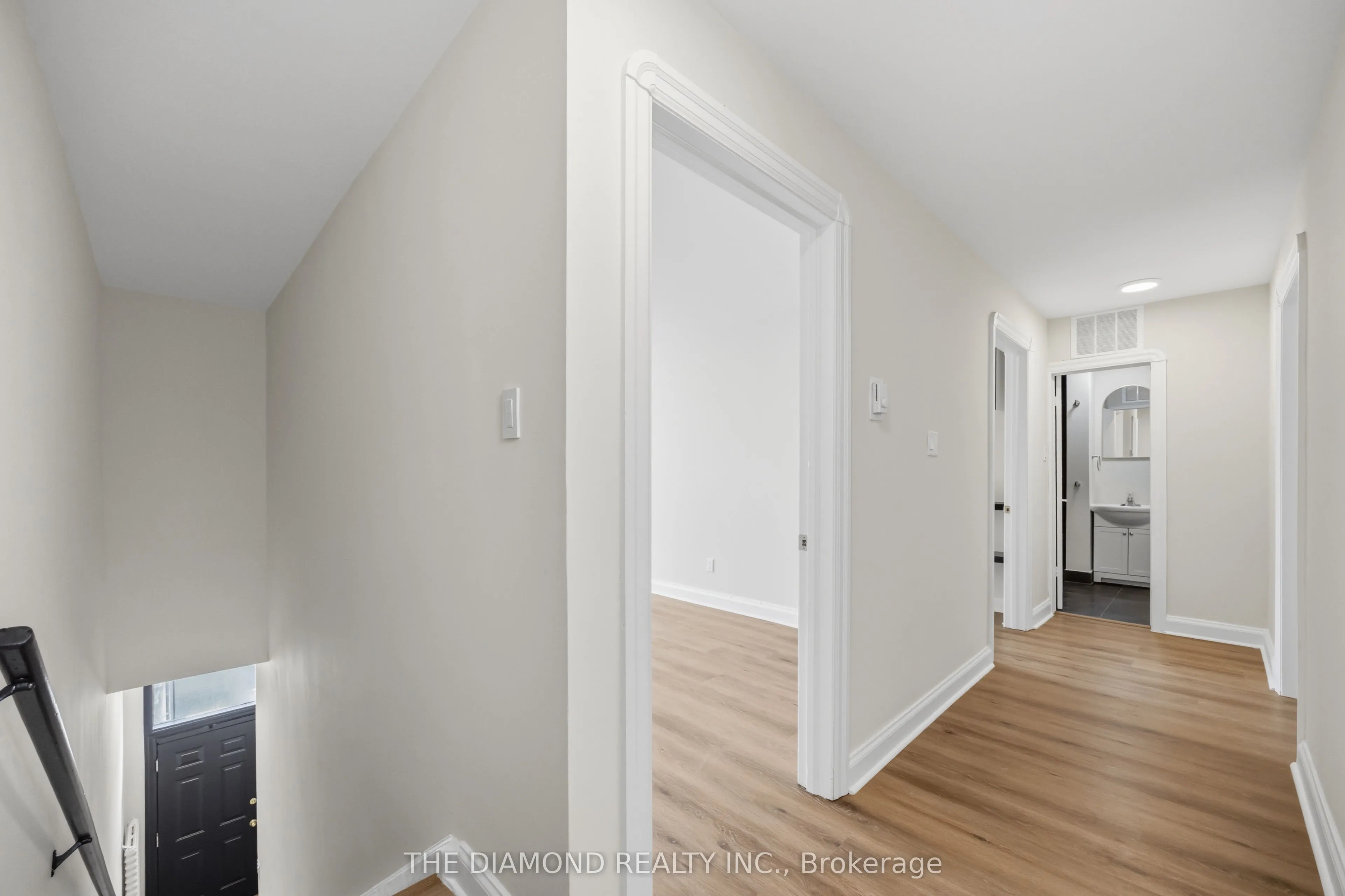 1958A Eglinton Avenue W