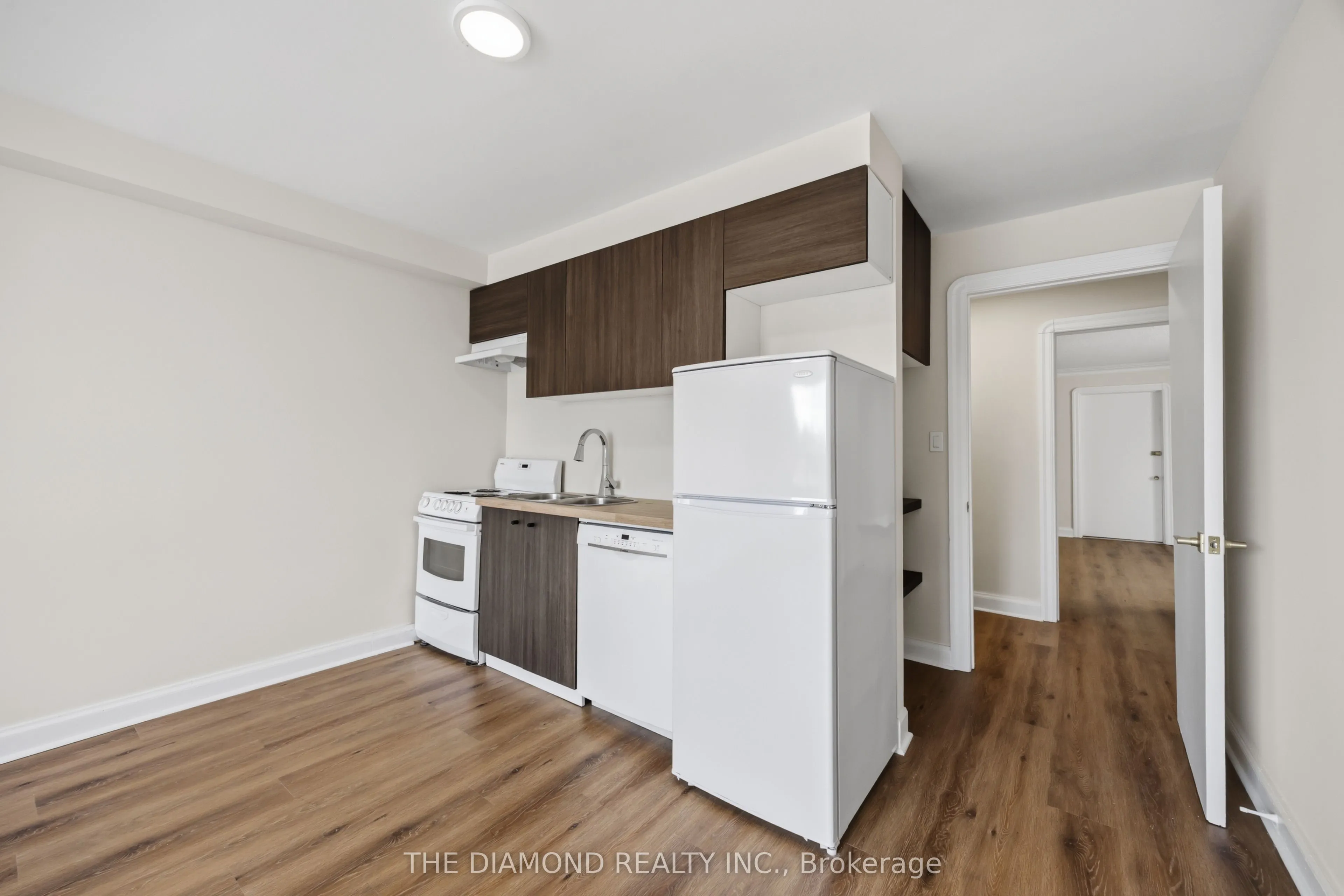 1958A Eglinton Avenue W