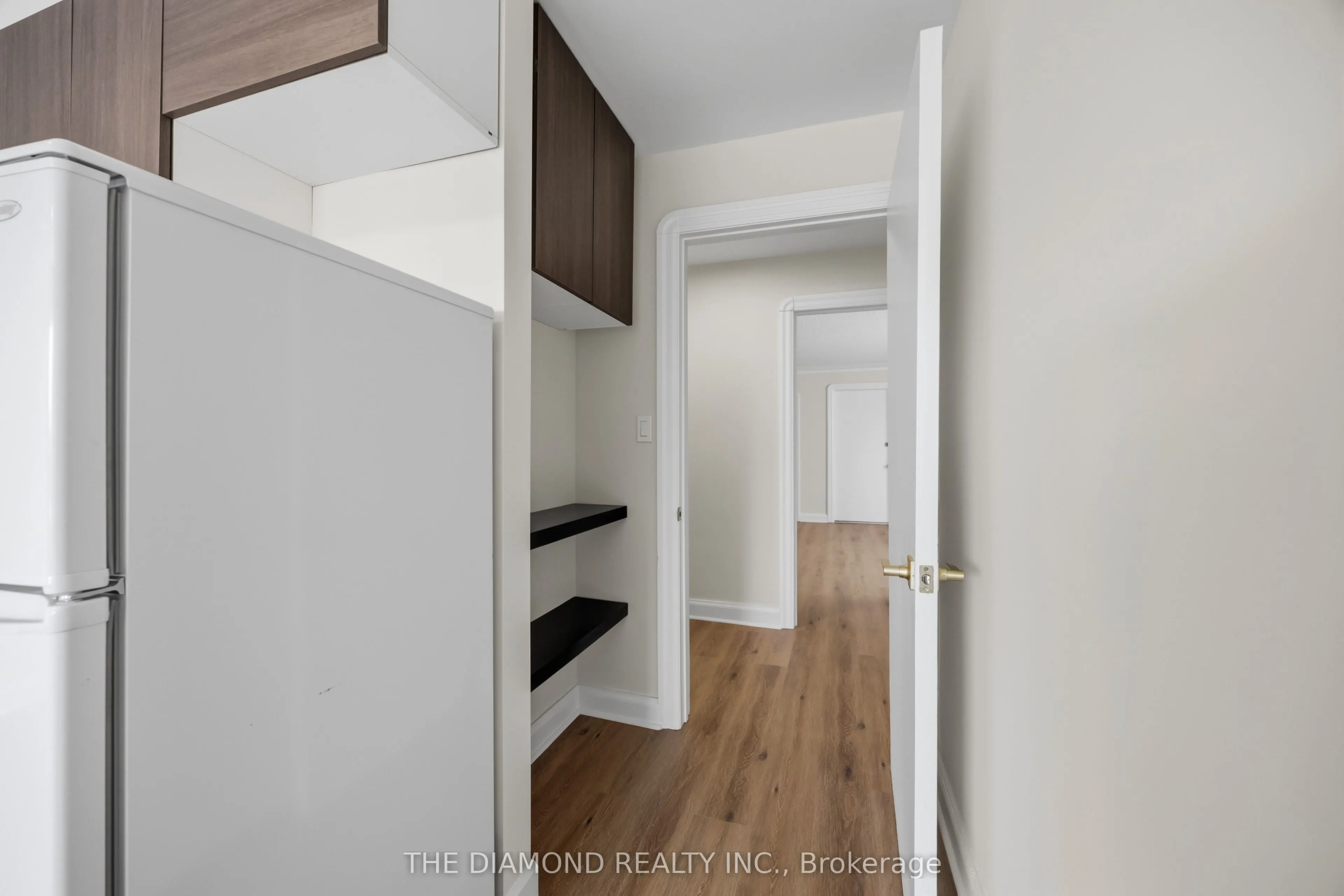 1958A Eglinton Avenue W