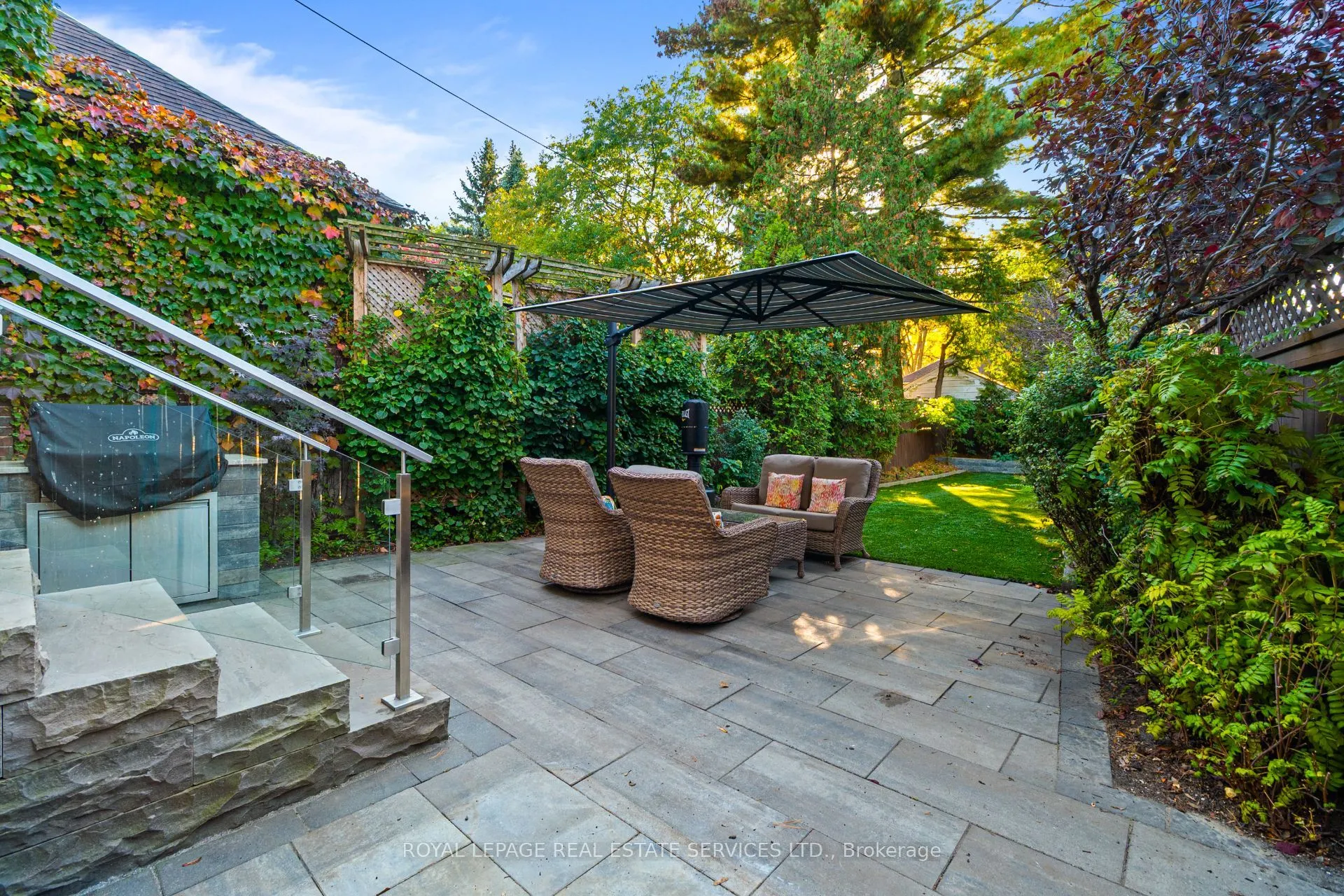 64 Cliveden Avenue