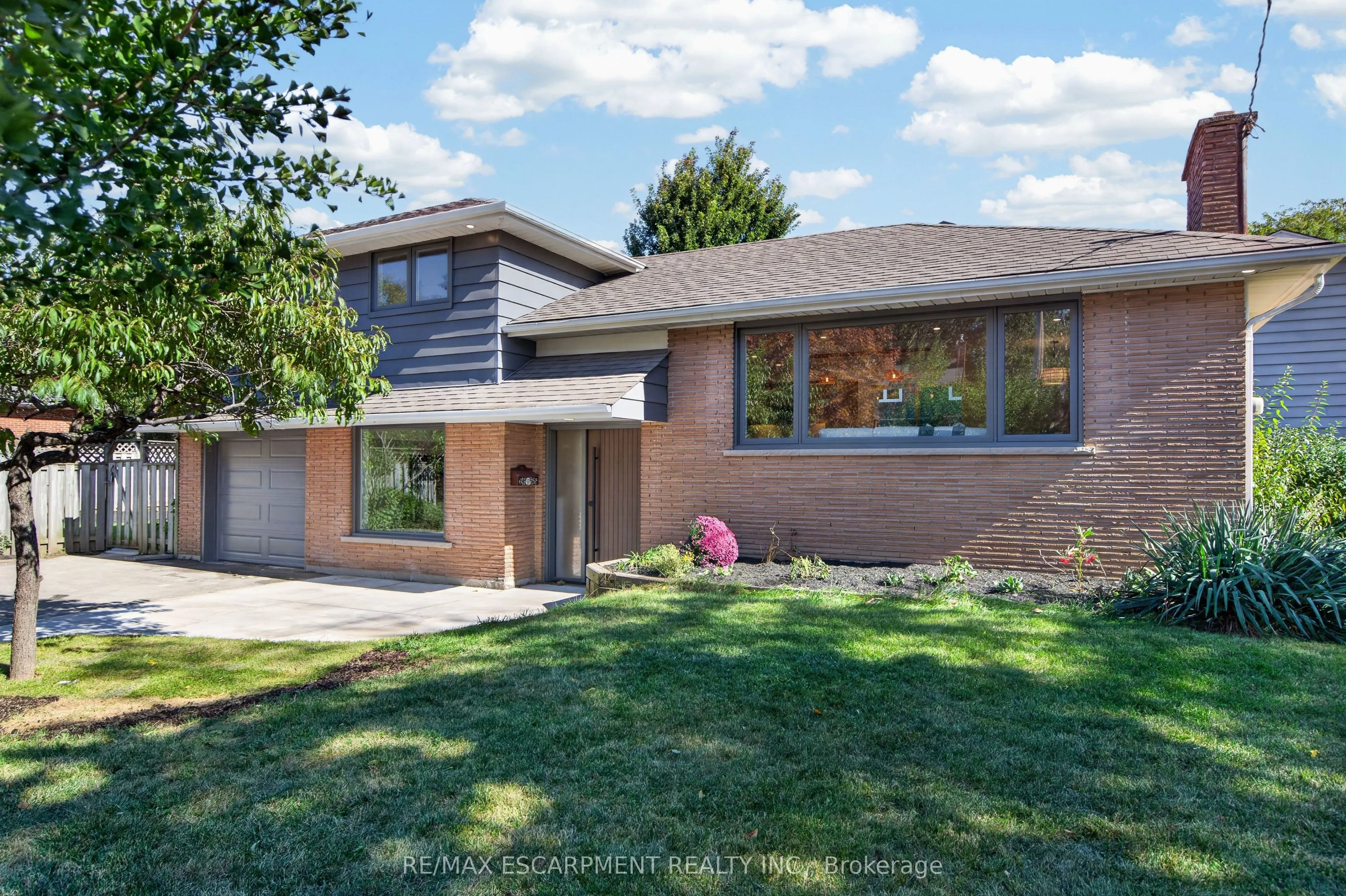 3028 Eva Drive