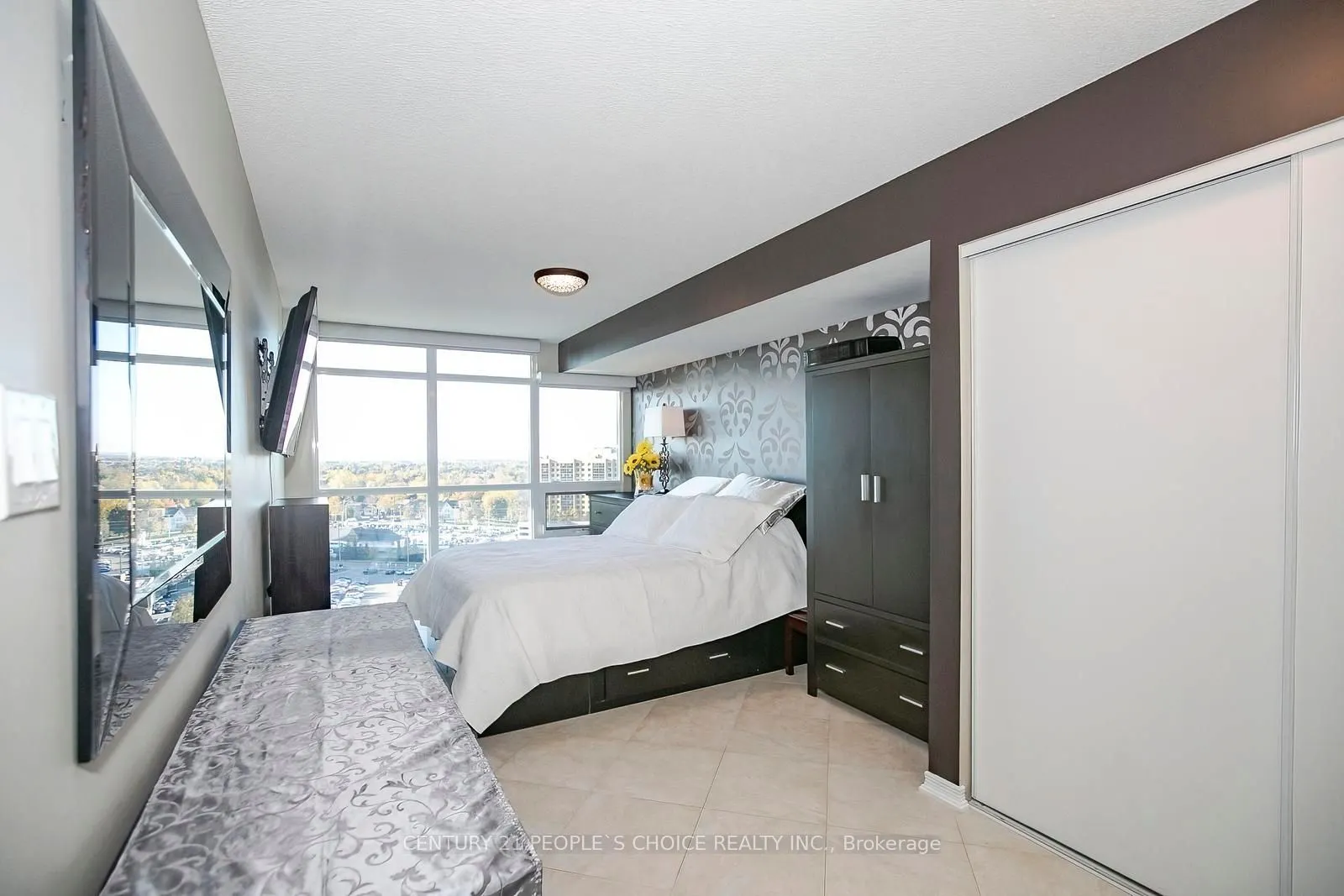 9 George Street #1512