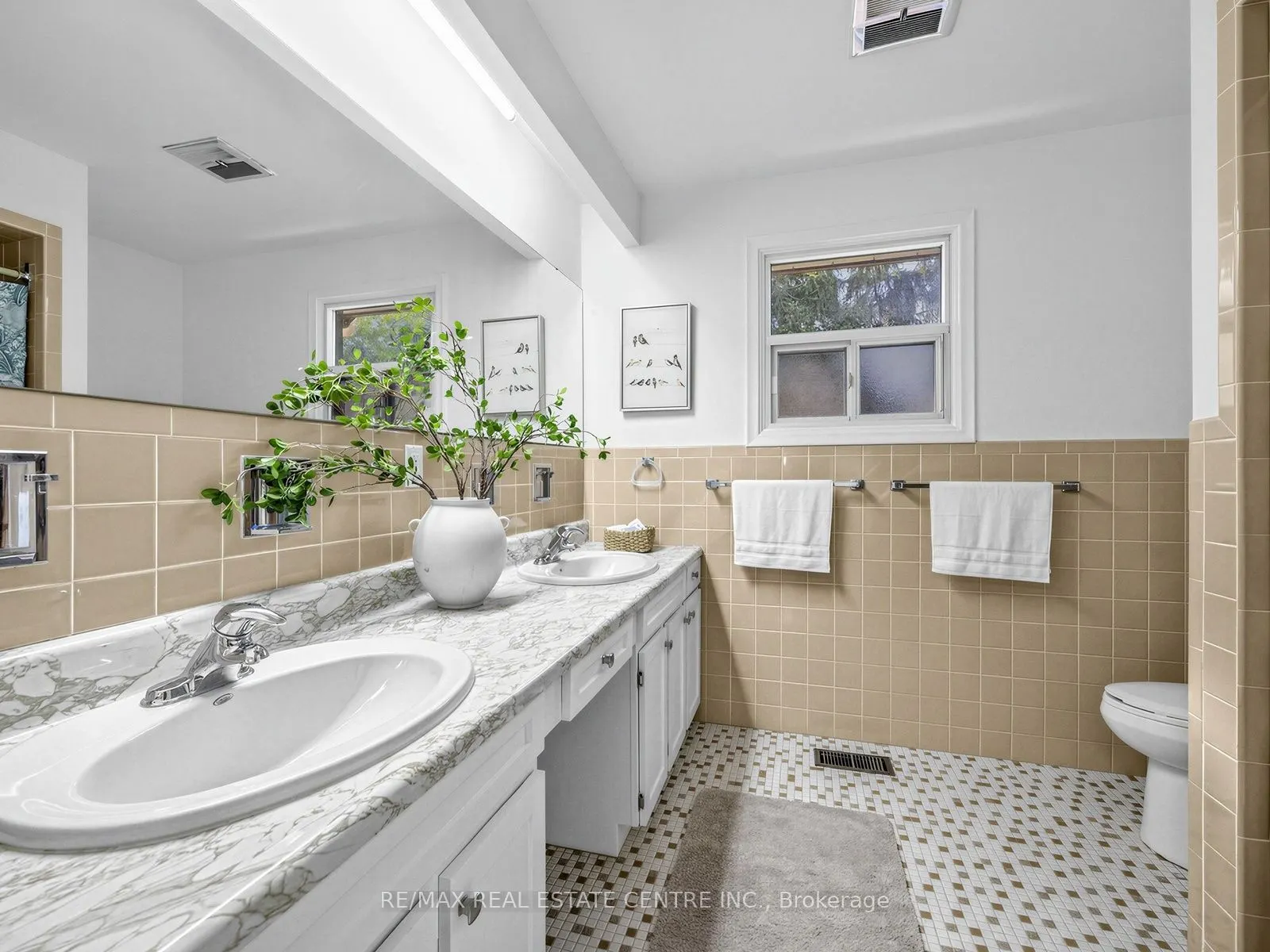 2362 Denise Road